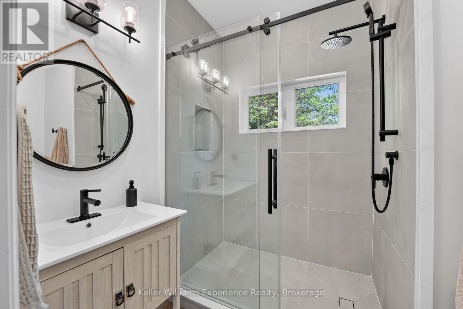 1077 Holiday Park Drive, Bracebridge, Ontario P1L 1W9 - Photo 14 - X13248982