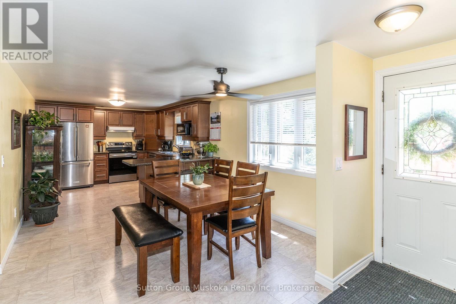 1467 North Mary Lake Road, Huntsville, Ontario P1H 2J3 - Photo 4 - X13249816