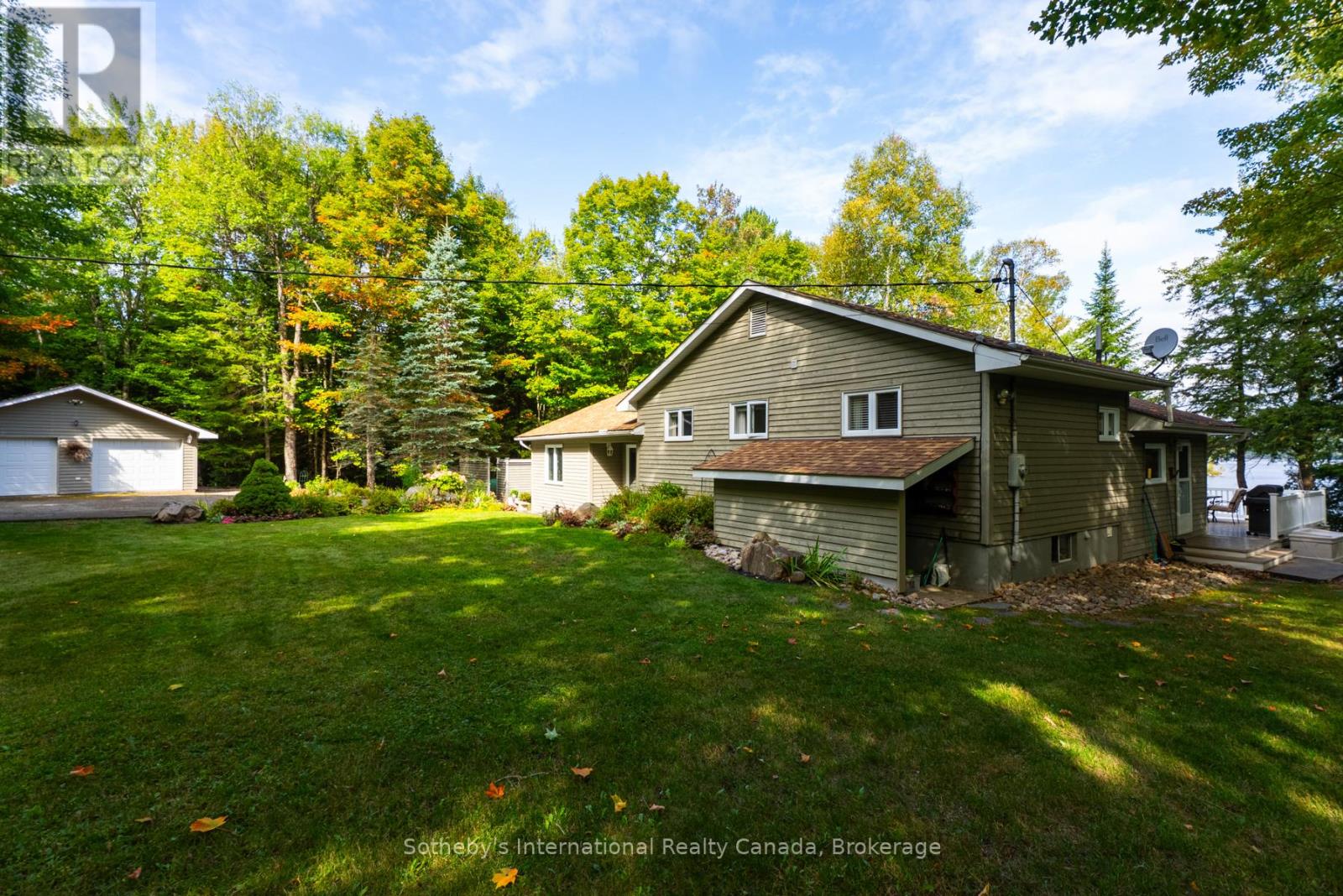 20 Fish Rock Road, Huntsville, Ontario P1H 2N5 - Photo 32 - X13410752