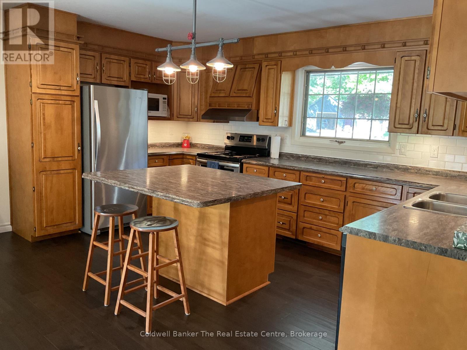 815 Muskoka Road N, Gravenhurst, Ontario P1P 1C2 - Photo 12 - X13410972