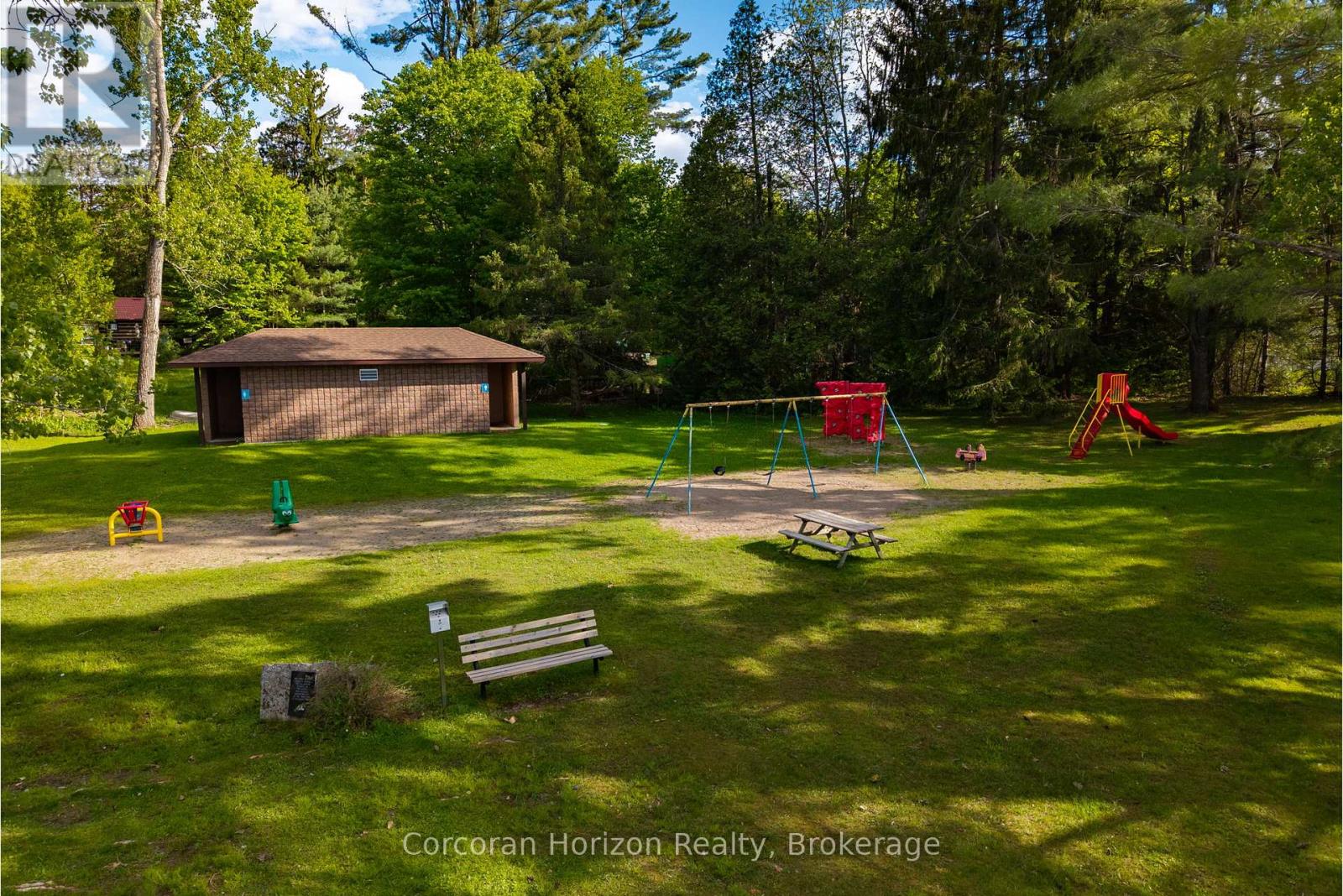 1020 Ridge Road, Muskoka Lakes, Ontario P0C 1M0 - Photo 45 - X13411528