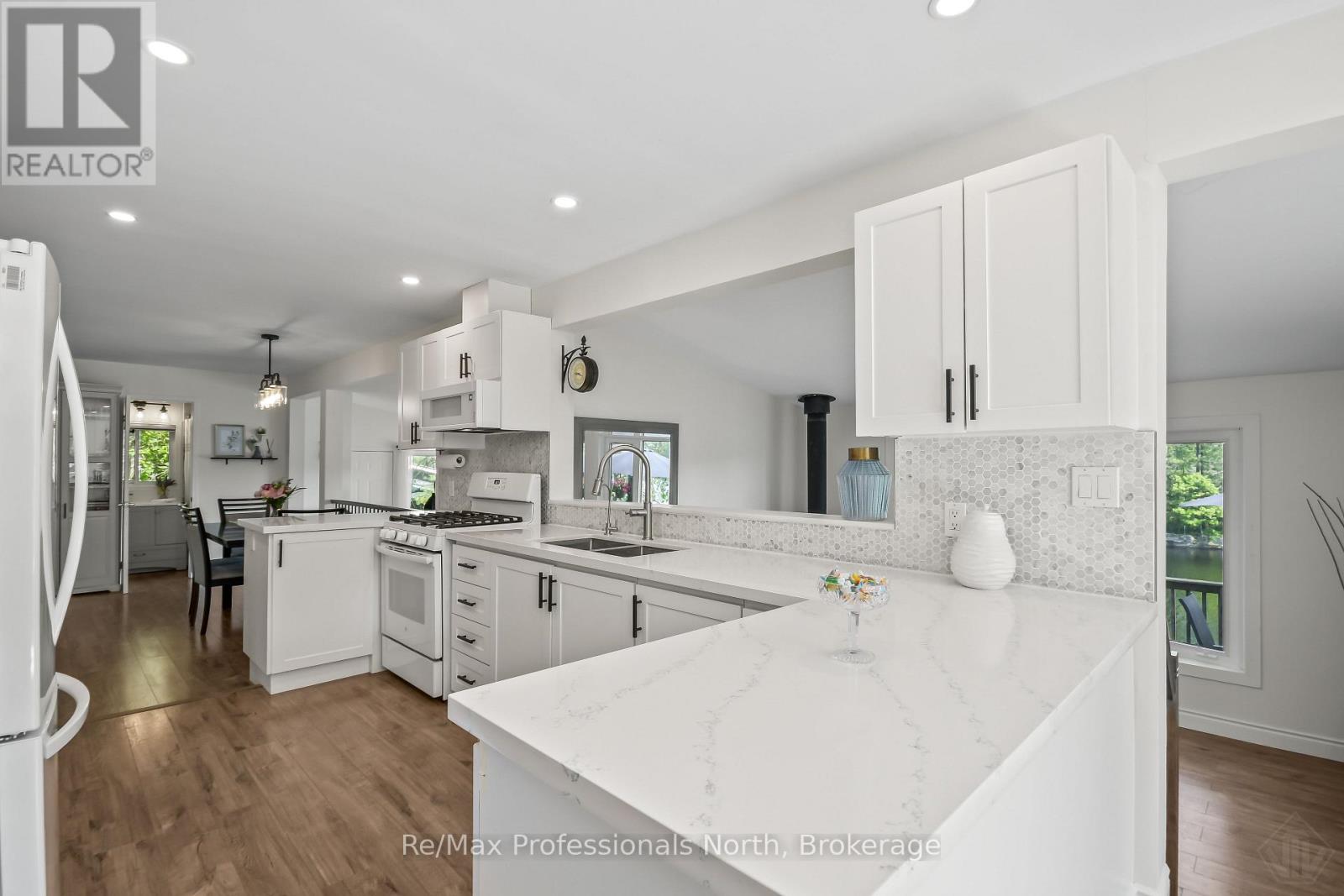 5 Pinetree Road, Gravenhurst, Ontario P1P 0E2 - Photo 10 - X13413712