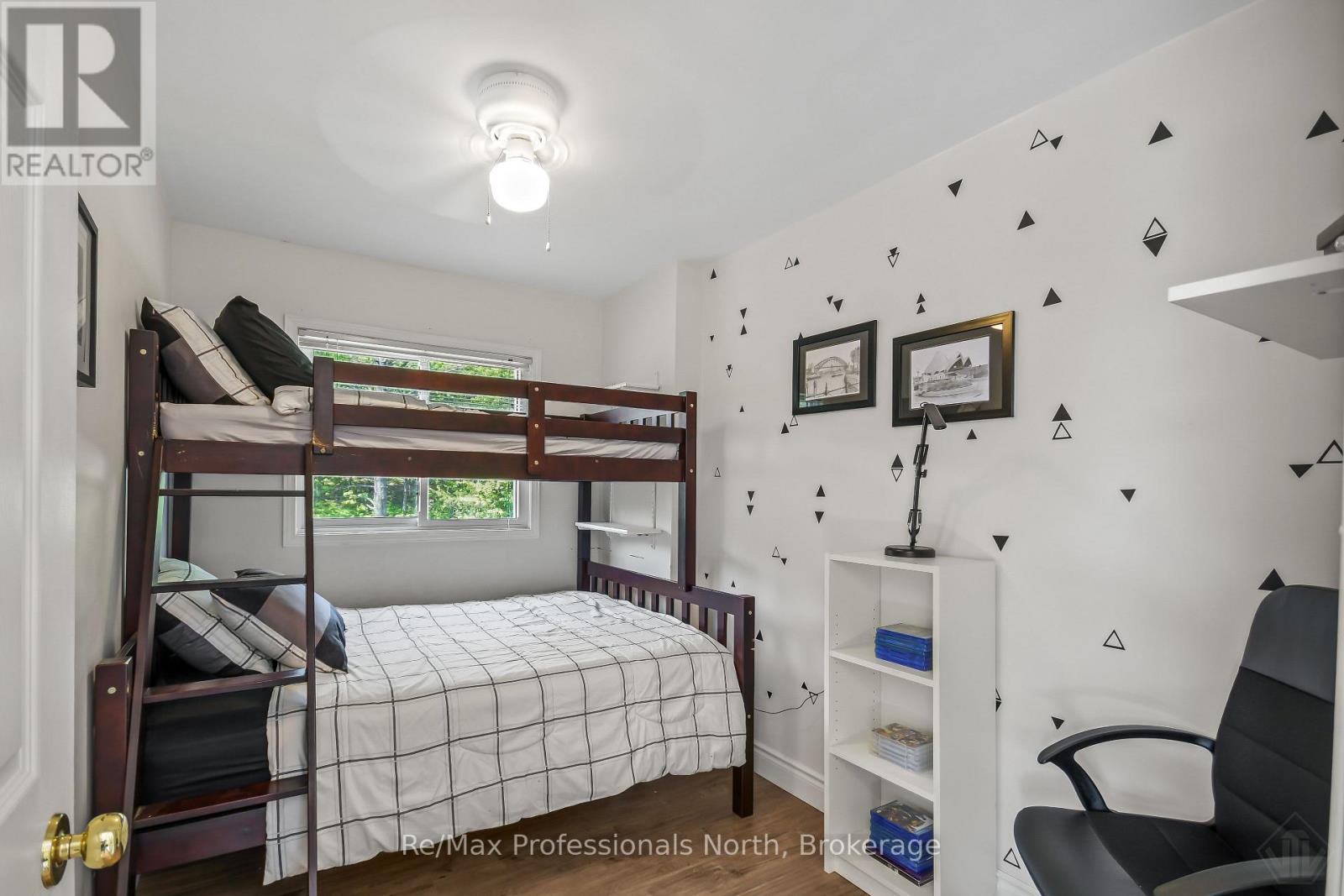 5 Pinetree Road, Gravenhurst, Ontario P1P 0E2 - Photo 22 - X13413712