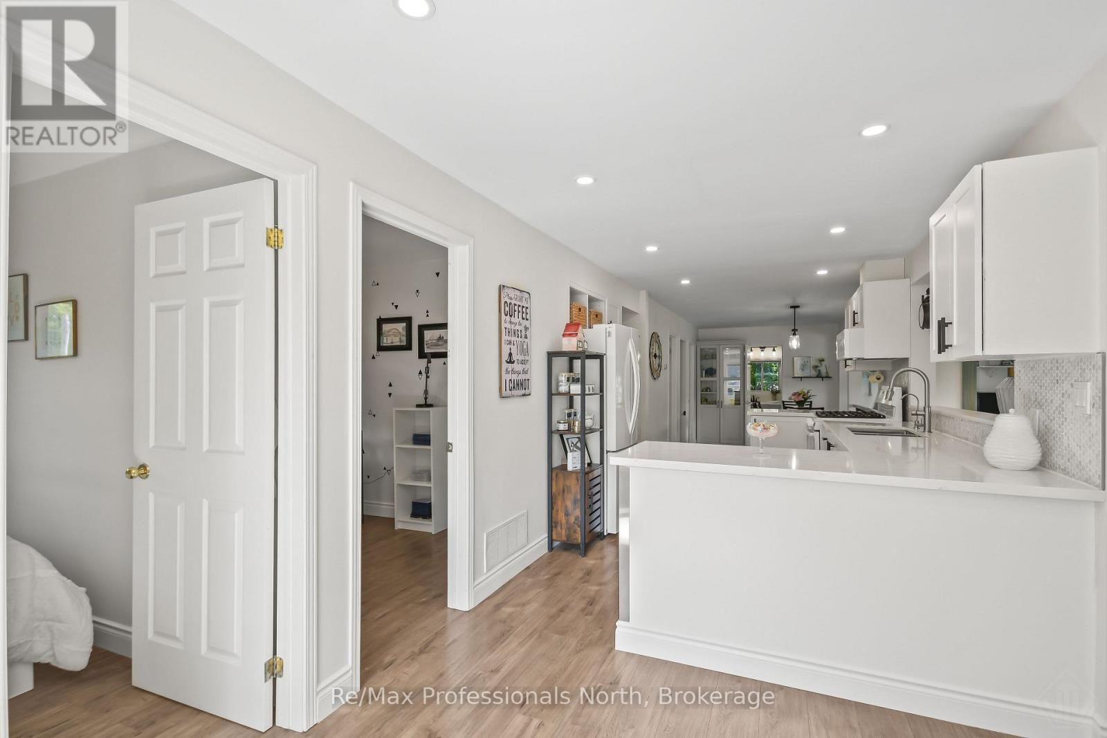 5 Pinetree Road, Gravenhurst, Ontario P1P 0E2 - Photo 9 - X13413712
