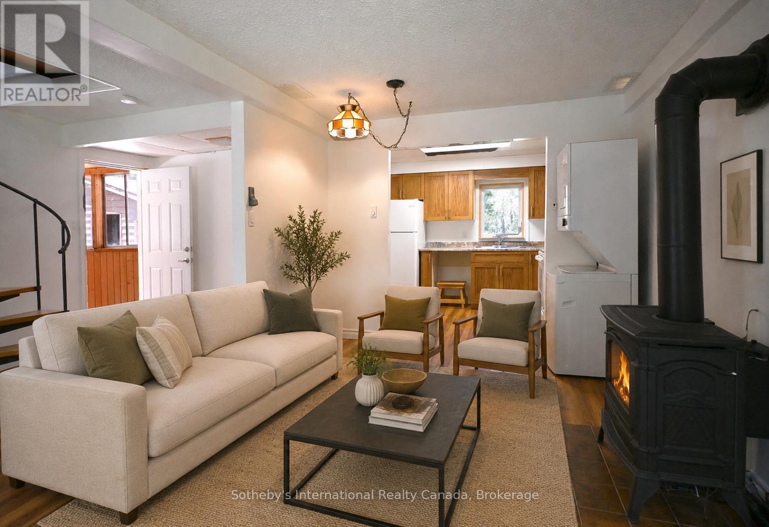 1072 Holiday Park Drive, Bracebridge, Ontario P1L 1W9 - Photo 11 - X13414046