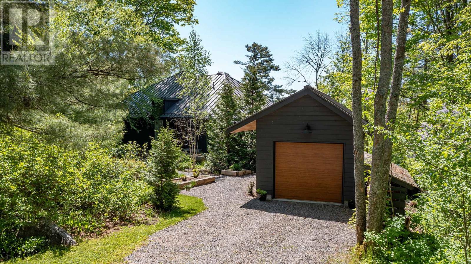 7 Rice Street, Seguin, Ontario P0C 1J0 - Photo 1 - X13416560