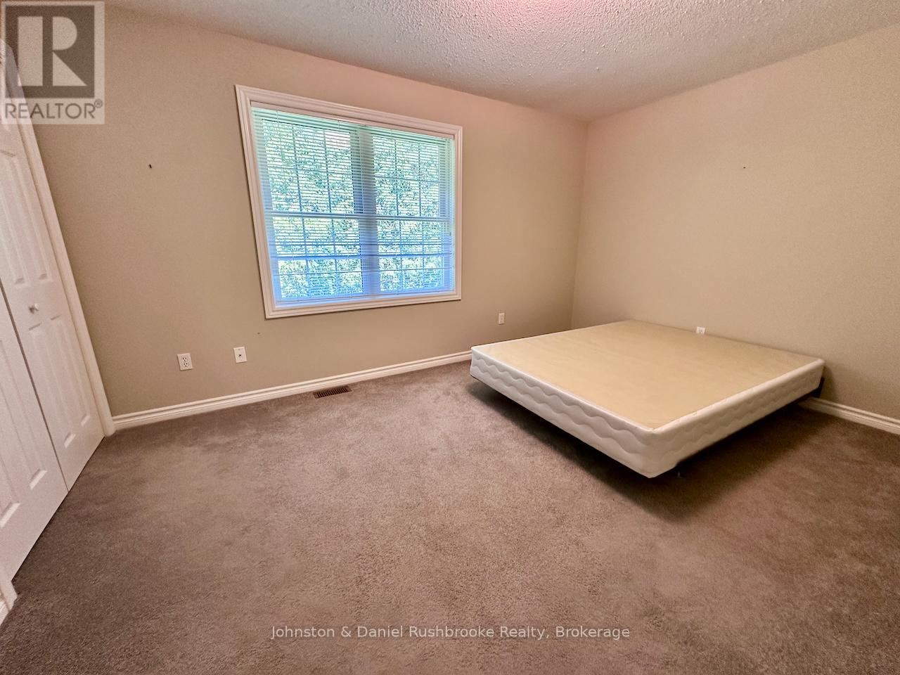 273 Hiram Street, Bracebridge, Ontario P1L 1R7 - Photo 11 - X13418496