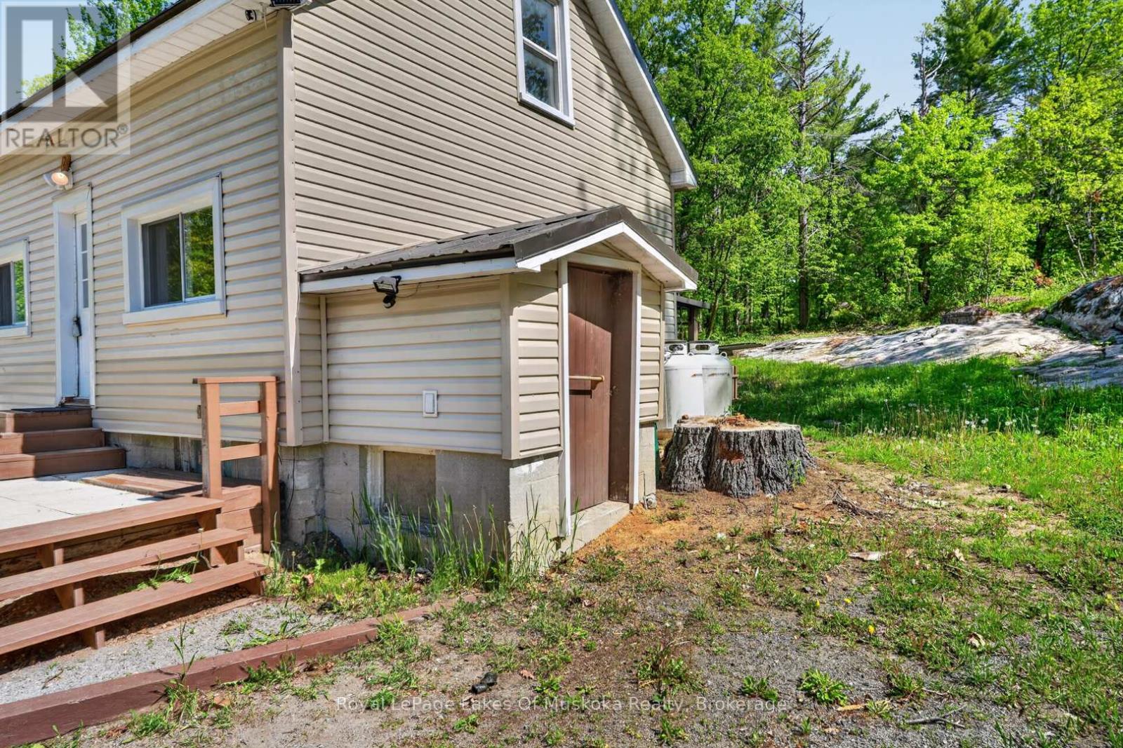 1018 Sniders Bay Road, Gravenhurst, Ontario P1P 1R2 - Photo 23 - X13418592