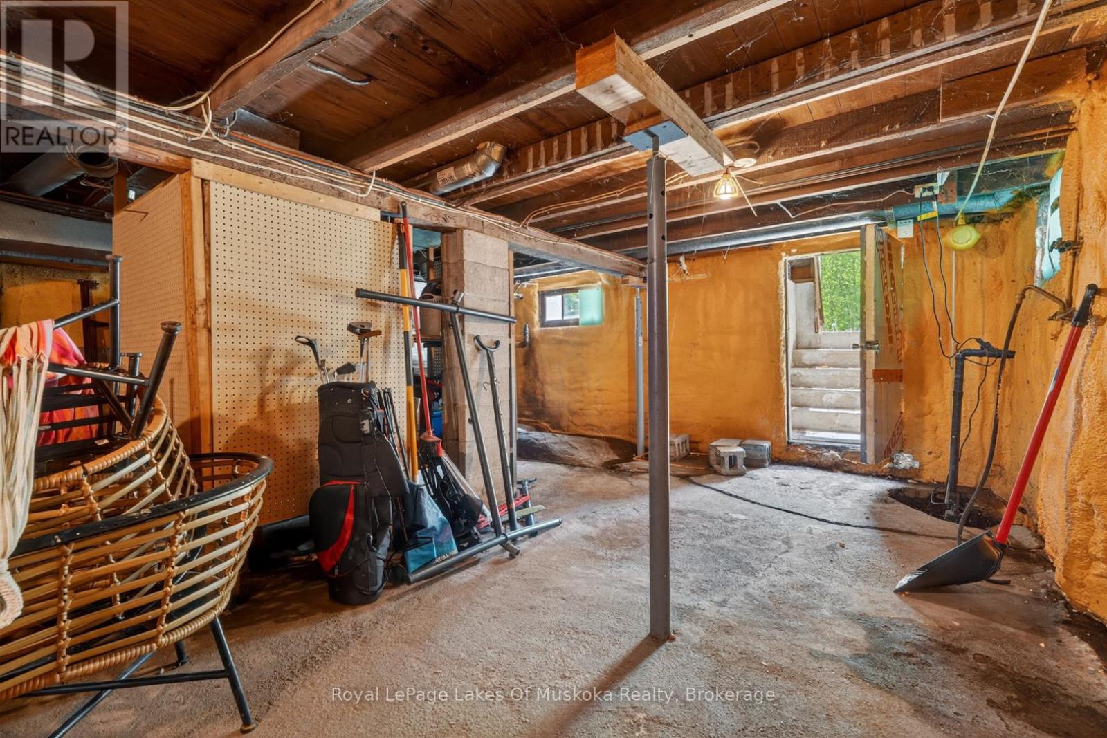 1018 Sniders Bay Road, Gravenhurst, Ontario P1P 1R2 - Photo 25 - X13418592