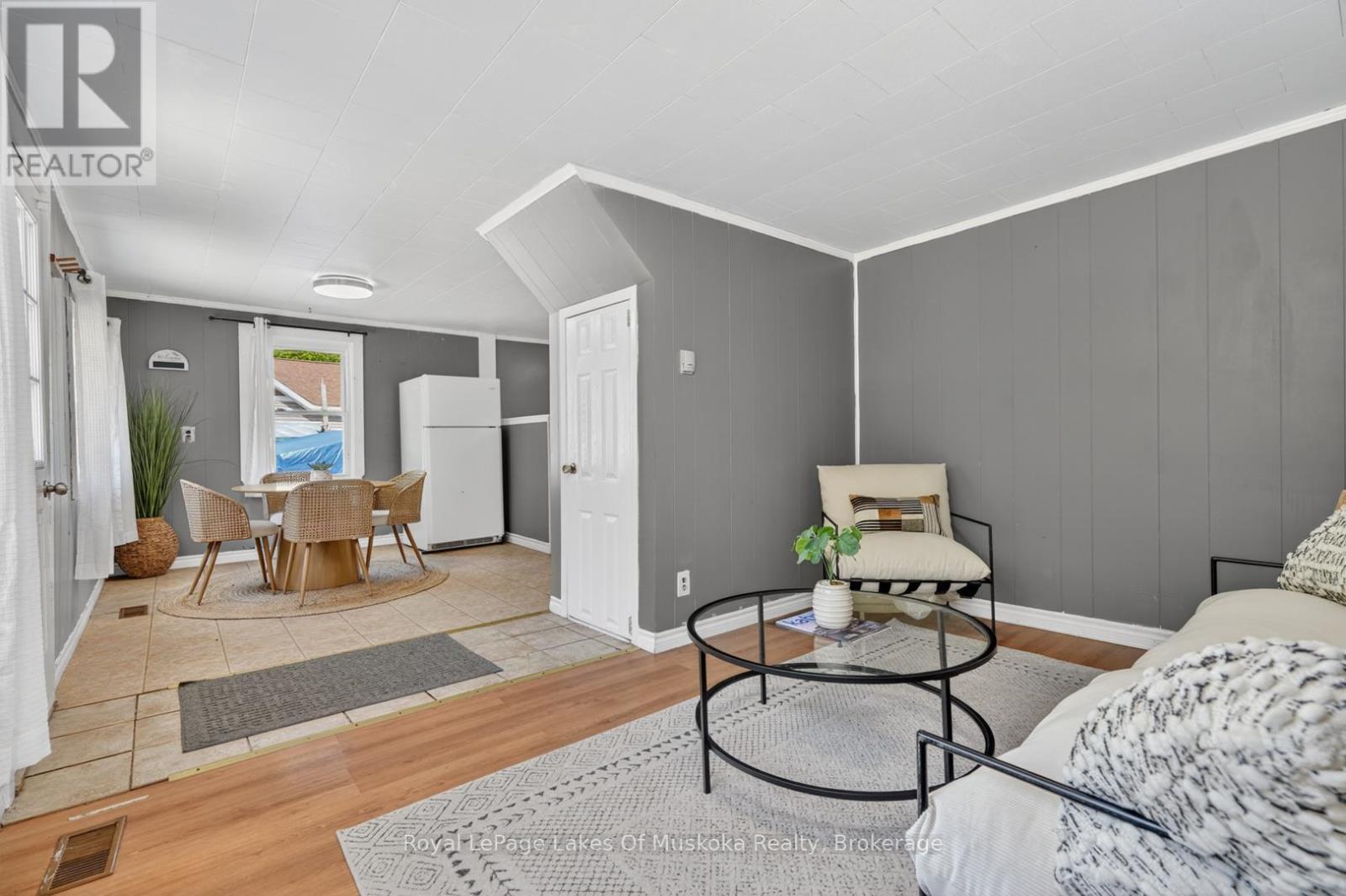 1018 Sniders Bay Road, Gravenhurst, Ontario P1P 1R2 - Photo 6 - X13418592