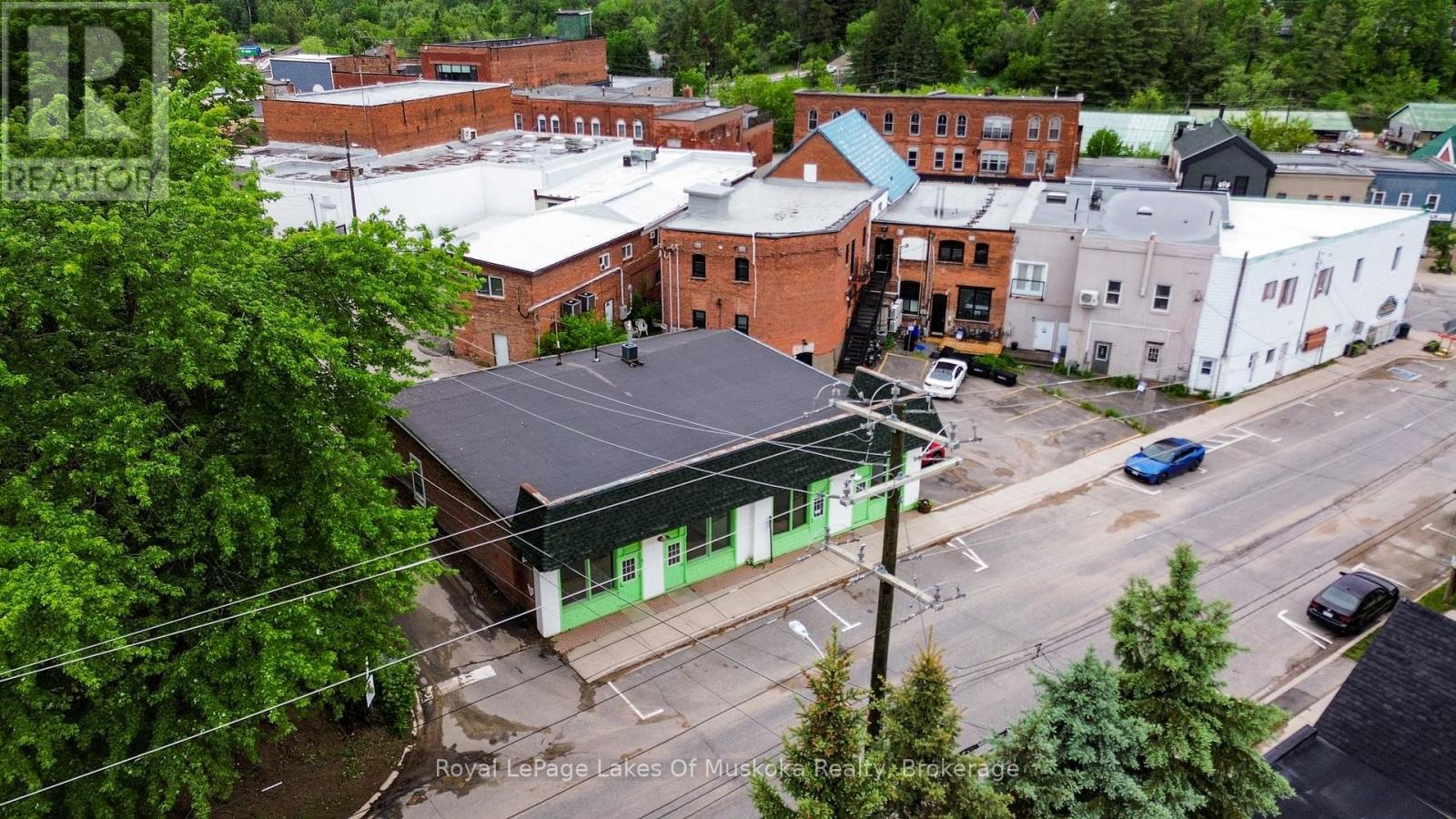 9 Ontario Street, Bracebridge, Ontario P1L 2A7 - Photo 3 - X13418838