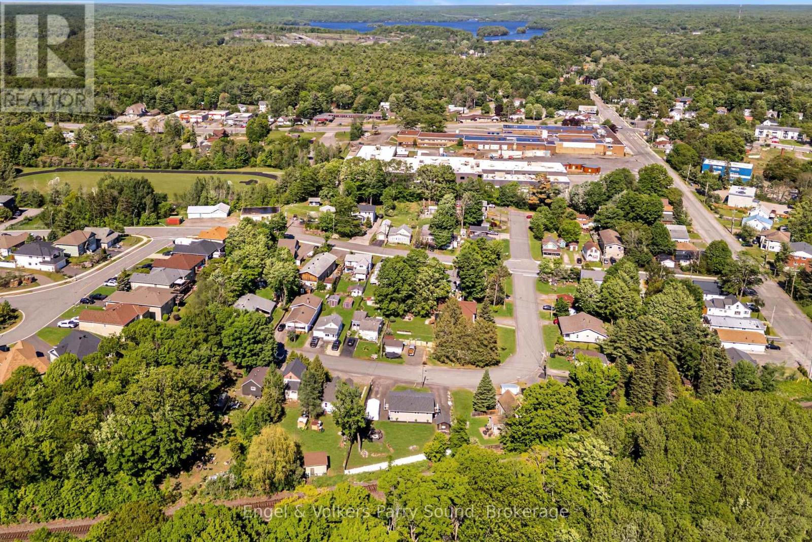 6 Lawrence Street, Parry Sound, Ontario P2A 2E2 - Photo 46 - X13420562