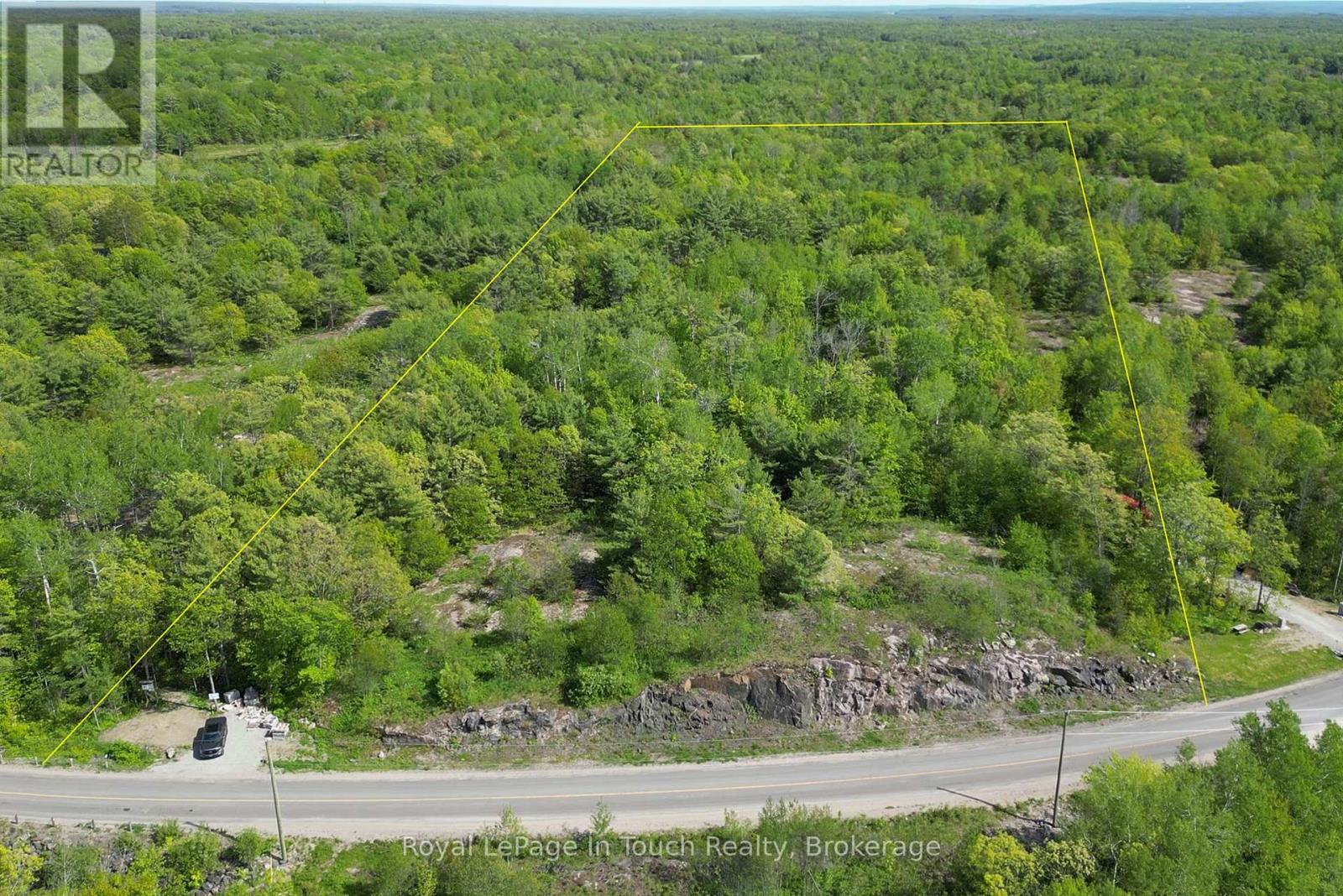 446 South Bay Road, Georgian Bay, Ontario L0K 1S0 - Photo 1 - X13423322