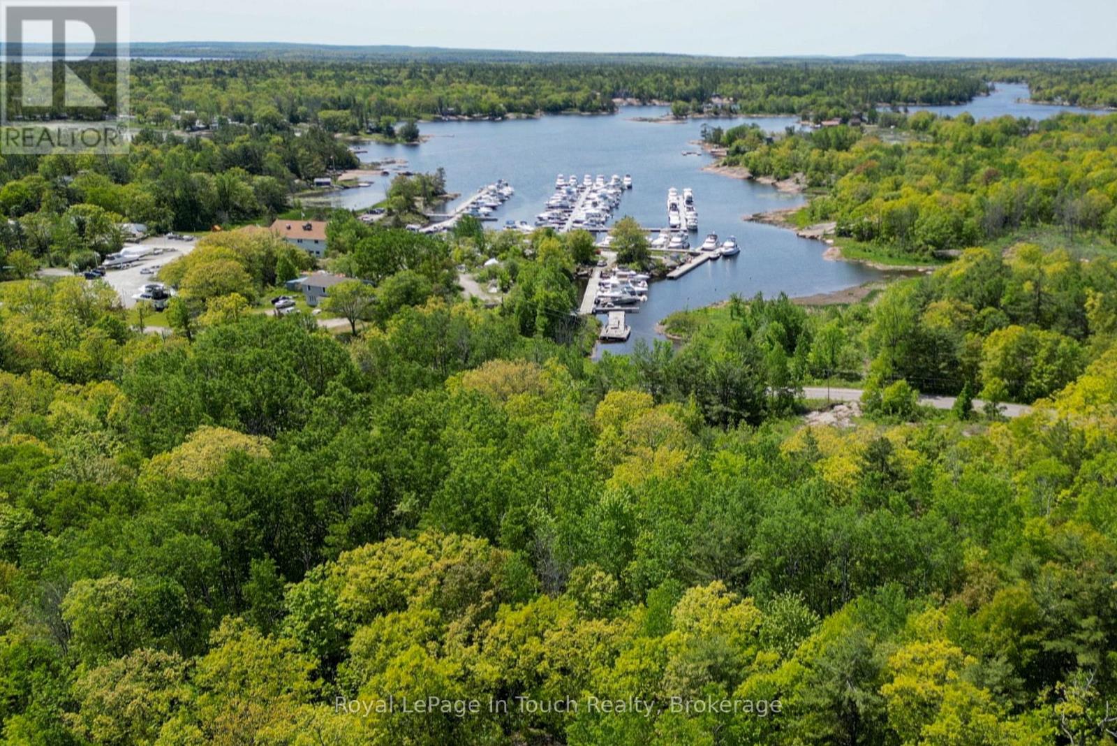 408 South Bay Road, Georgian Bay, Ontario L0K 1S0 - Photo 3 - X13423326