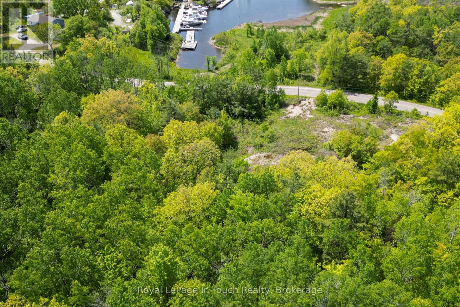408 South Bay Road, Georgian Bay, Ontario L0K 1S0 - Photo 4 - X13423326