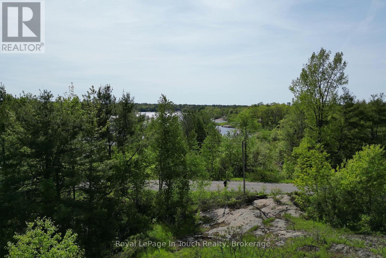 408 South Bay Road, Georgian Bay, Ontario L0K 1S0 - Photo 7 - X13423326