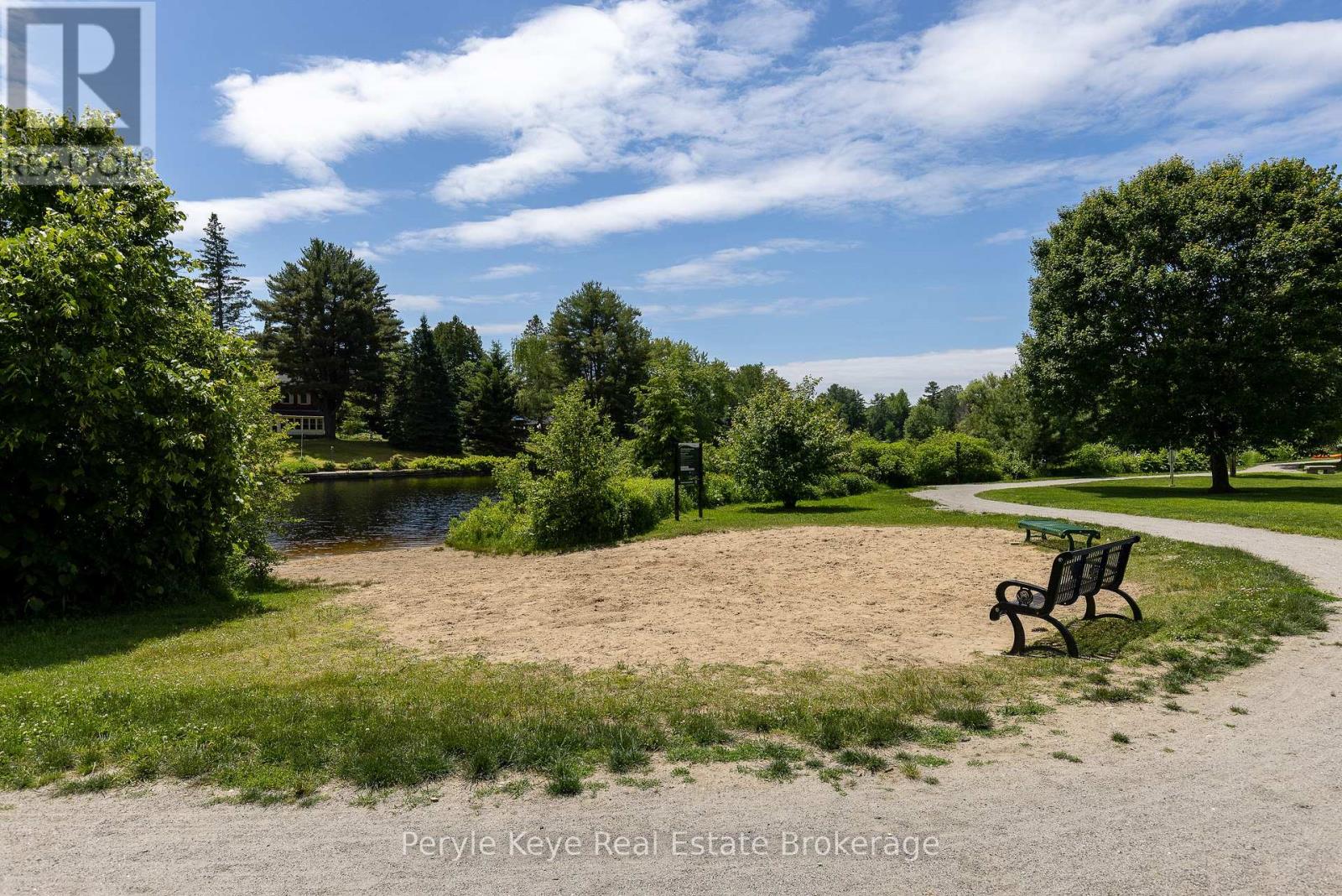 2 Leeds Court, Bracebridge, Ontario P1L 0B7 - Photo 7 - X13423942