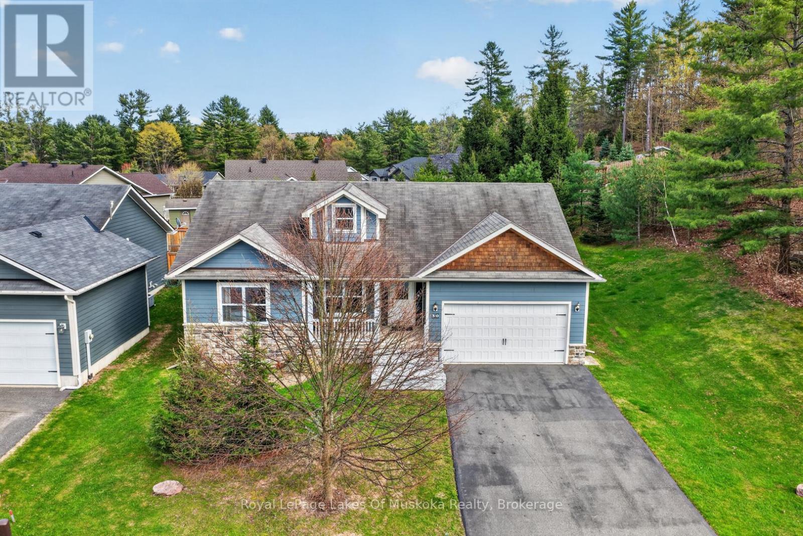 30 Gainsborough Road, Bracebridge, Ontario P1L 1W8 - Photo 2 - X13424290