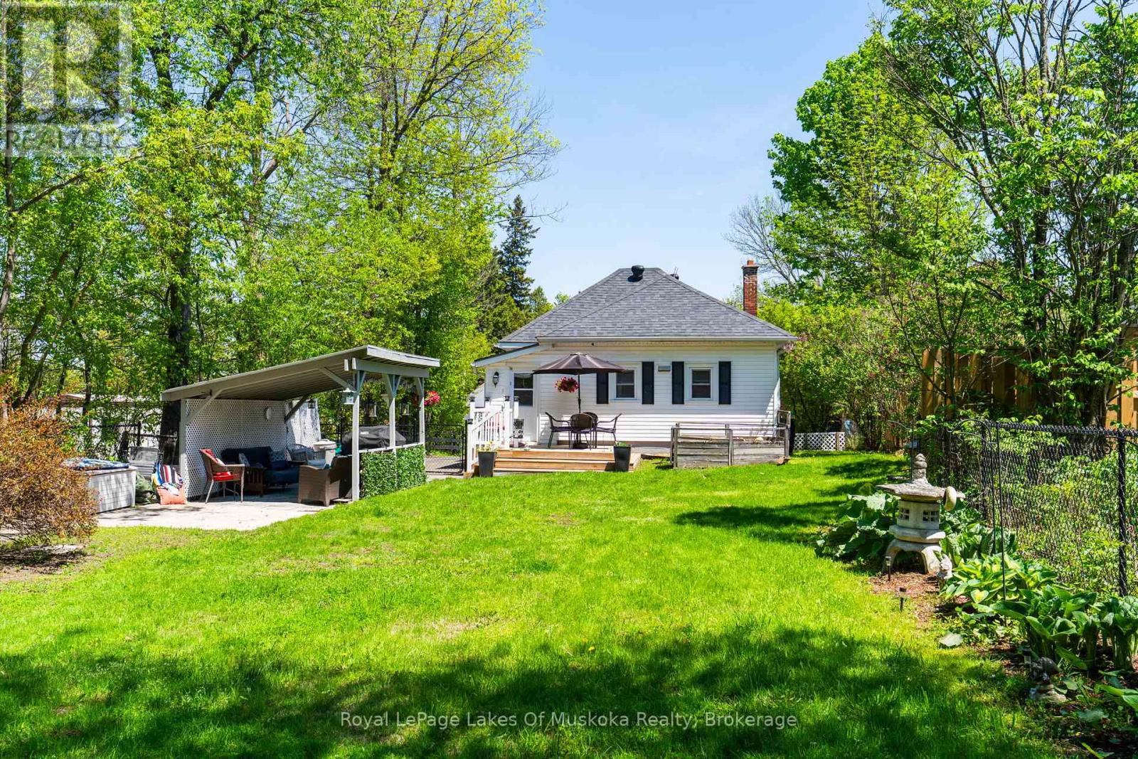 5 Tait Street, Huntsville, Ontario  P1H 1W5 - Photo 35 - X13425726