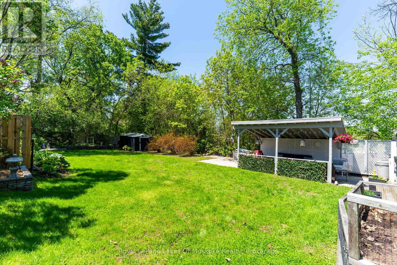 5 Tait Street, Huntsville, Ontario  P1H 1W5 - Photo 38 - X13425726