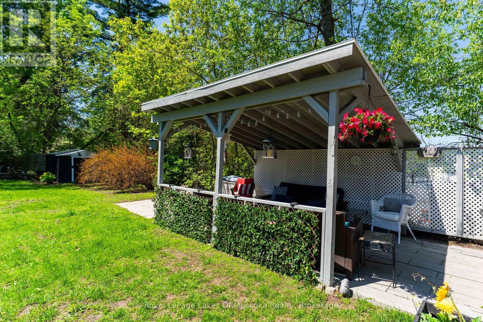 5 Tait Street, Huntsville, Ontario  P1H 1W5 - Photo 40 - X13425726