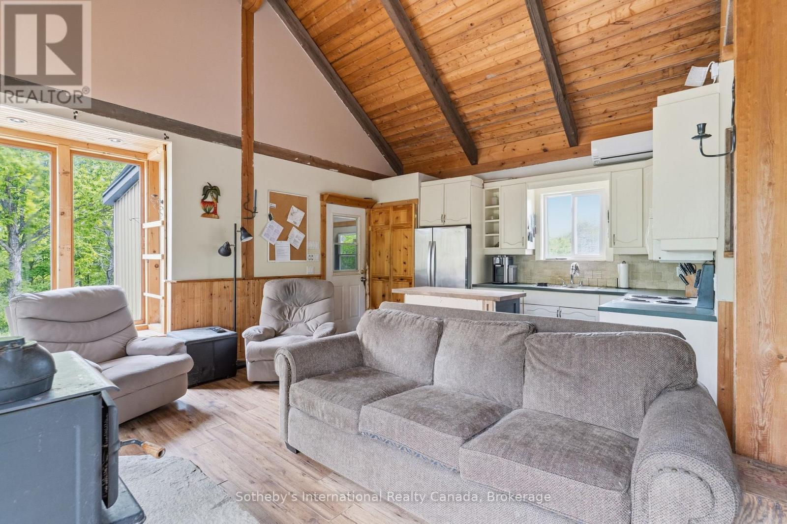 166 Myers Lake Road, Georgian Bay, Ontario P0C 1H0 - Photo 14 - X13425952