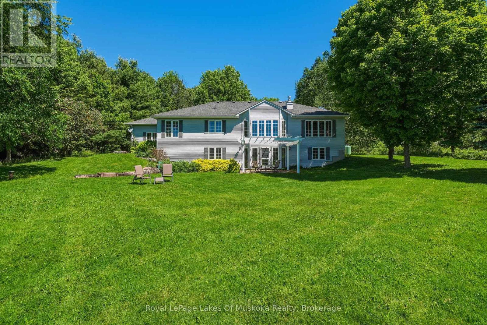 1183 Golf Course Road, Lake Of Bays, Ontario P1H 2J6 - Photo 1 - X13426558