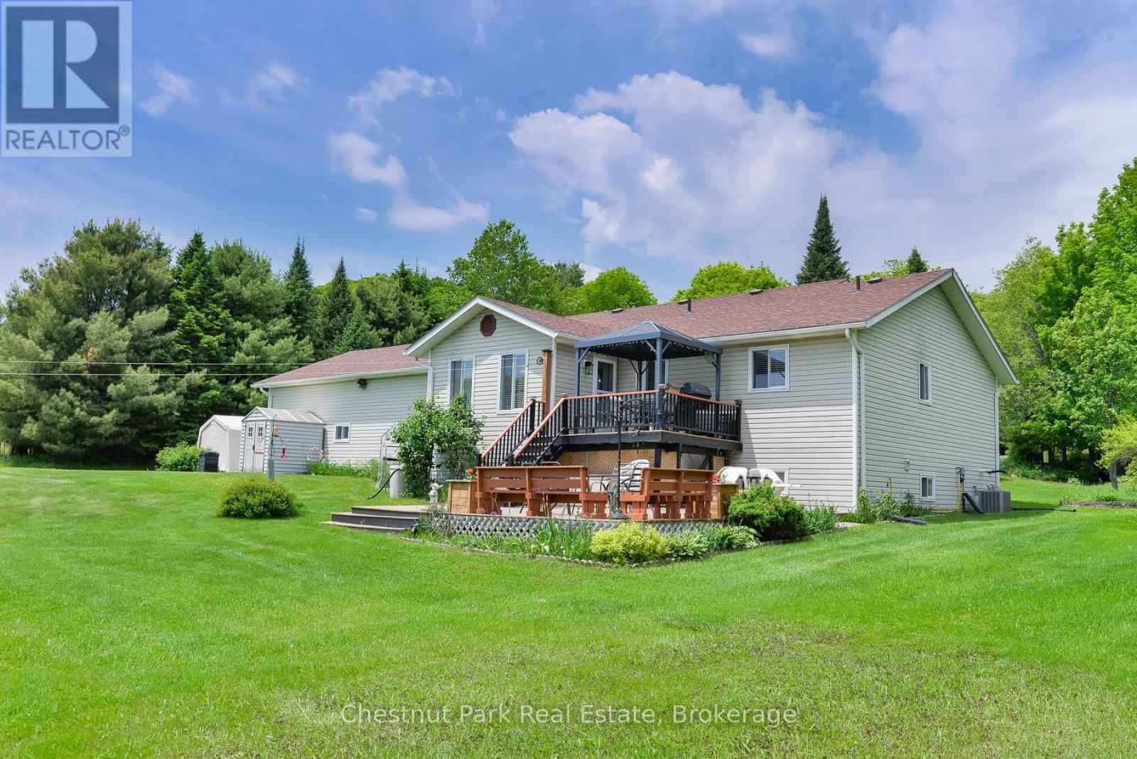996 North Mary Lake Road, Huntsville, Ontario P1H 1S4 - Photo 3 - X13429146