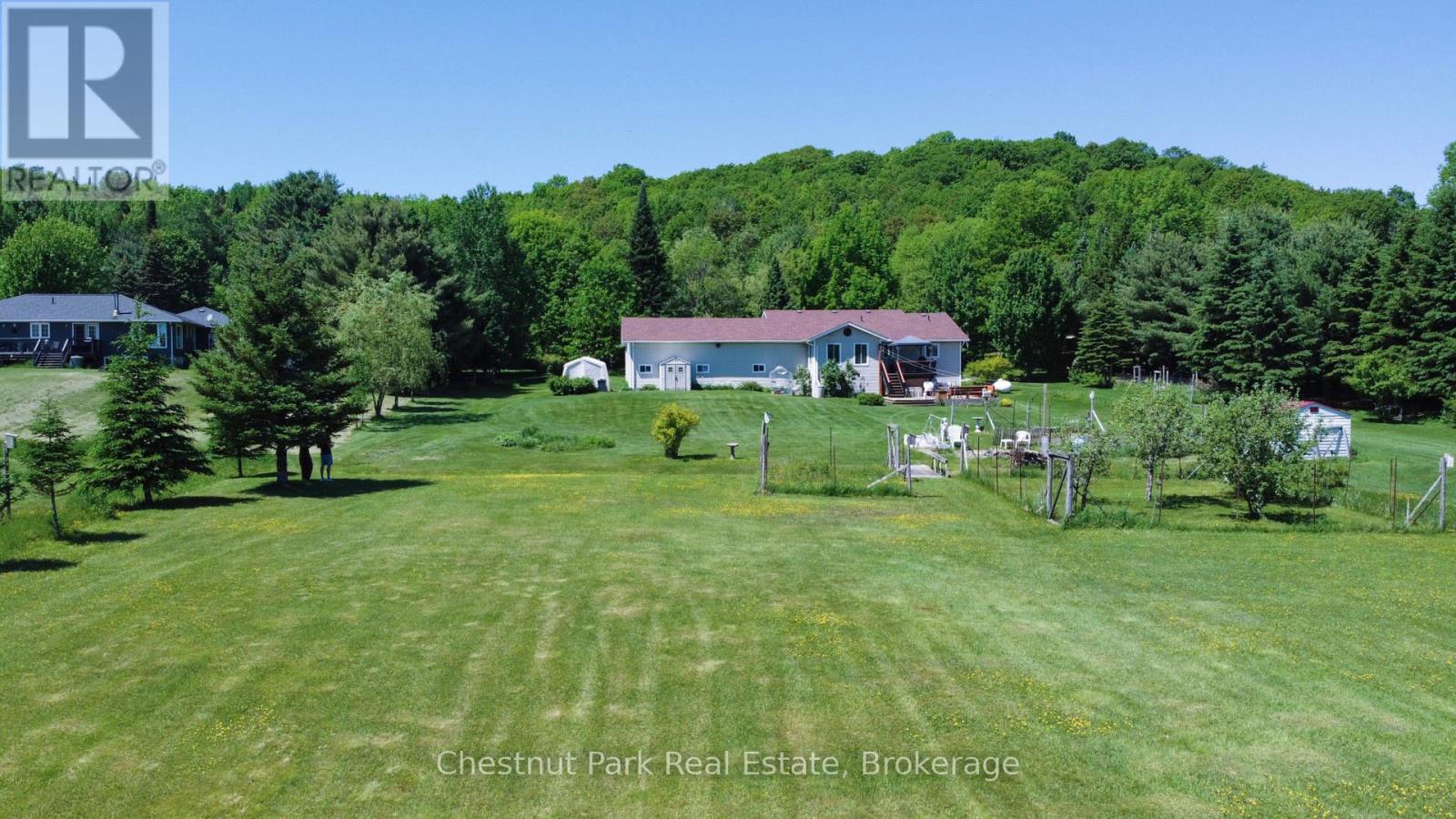 996 North Mary Lake Road, Huntsville, Ontario P1H 1S4 - Photo 4 - X13429146