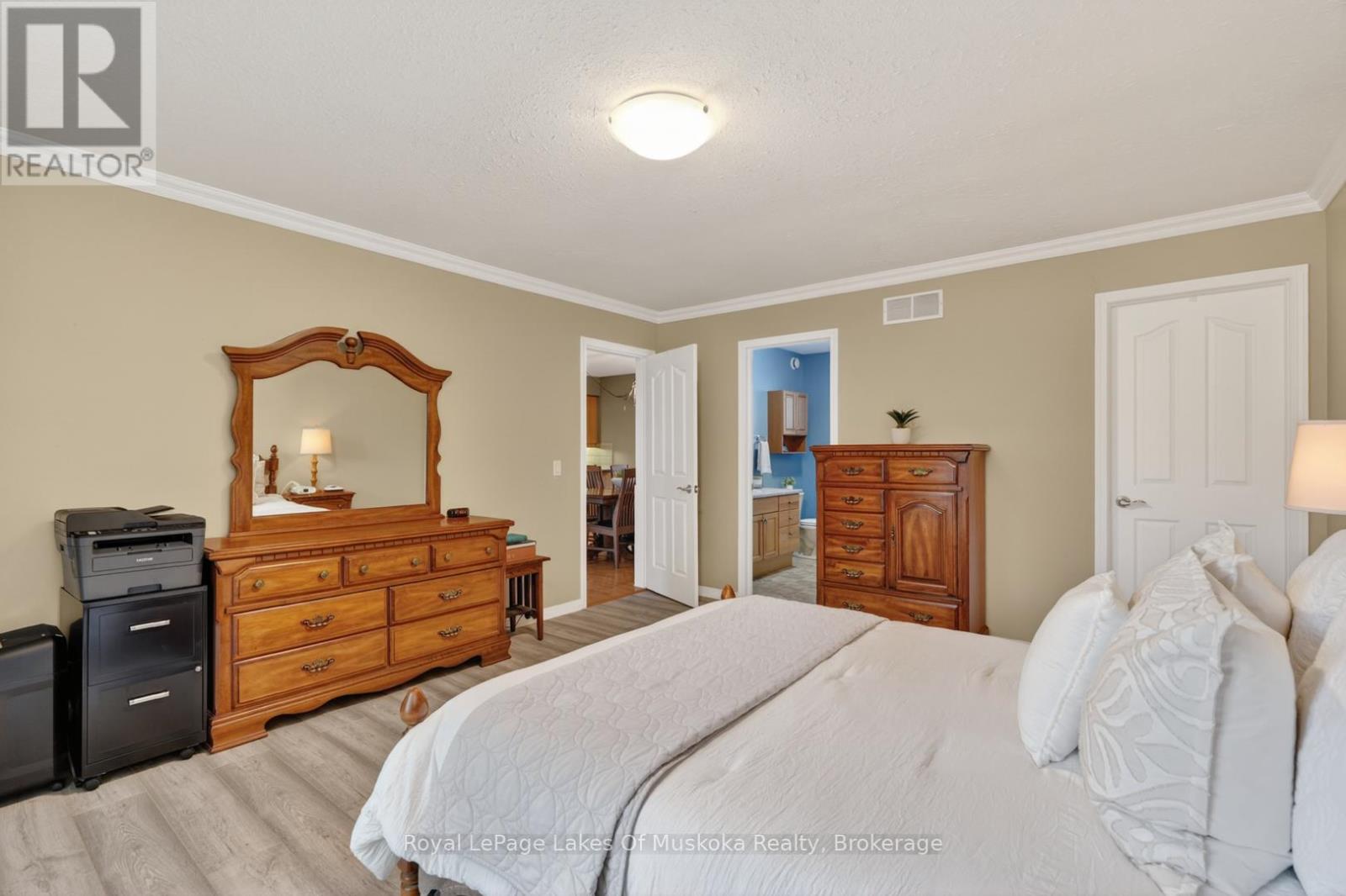 1957 Lone Pine Drive S, Huntsville, Ontario P0B 1L0 - Photo 12 - X13430156