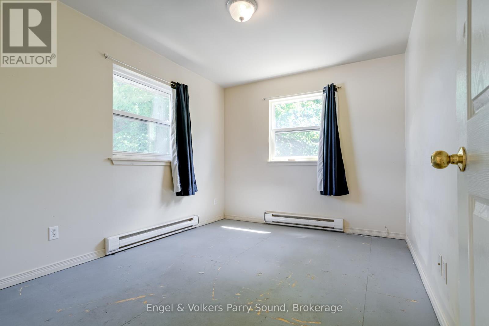 128 Isabella Street, Parry Sound, Ontario P2A 1N1 - Photo 15 - X13430980