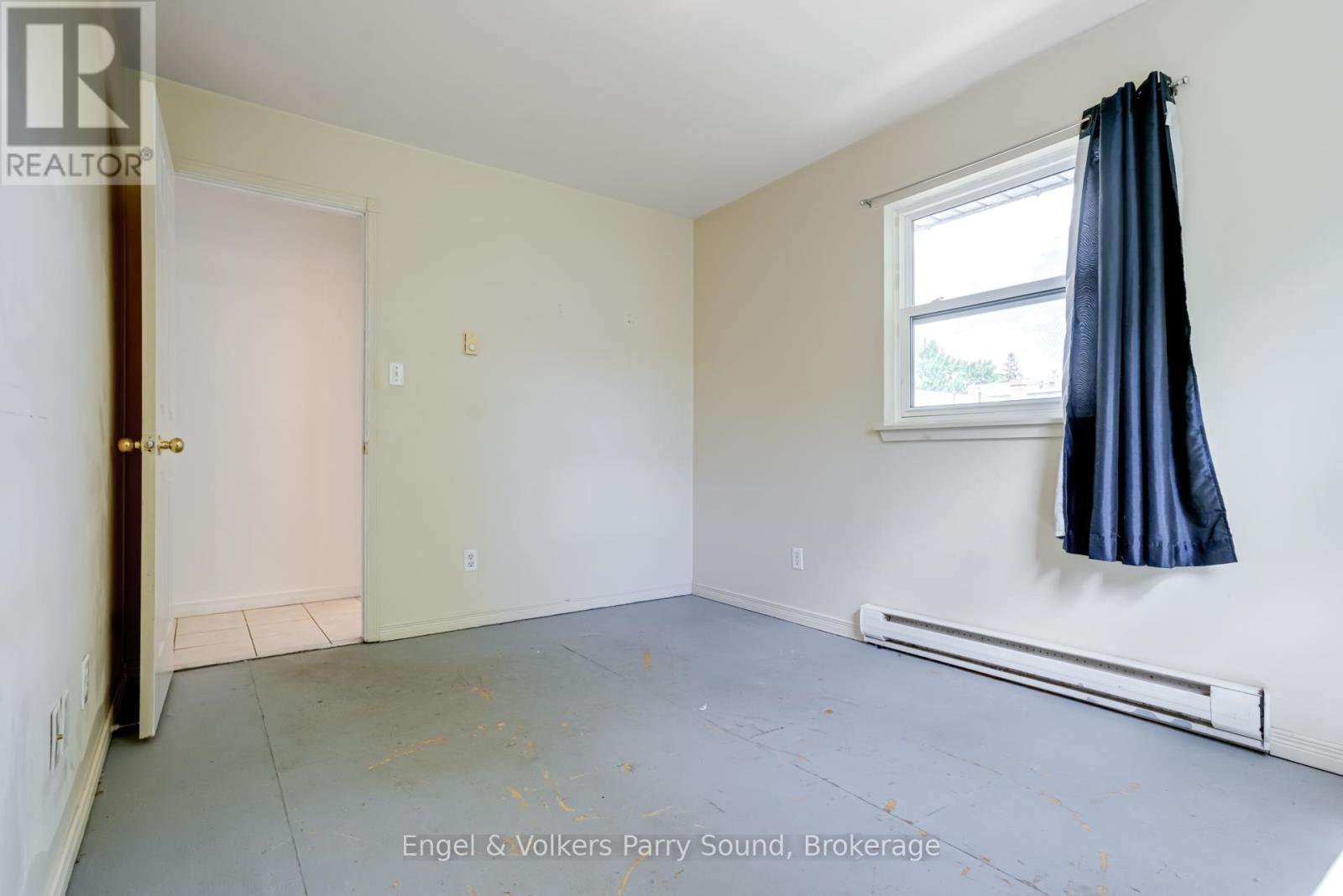 128 Isabella Street, Parry Sound, Ontario P2A 1N1 - Photo 16 - X13430980