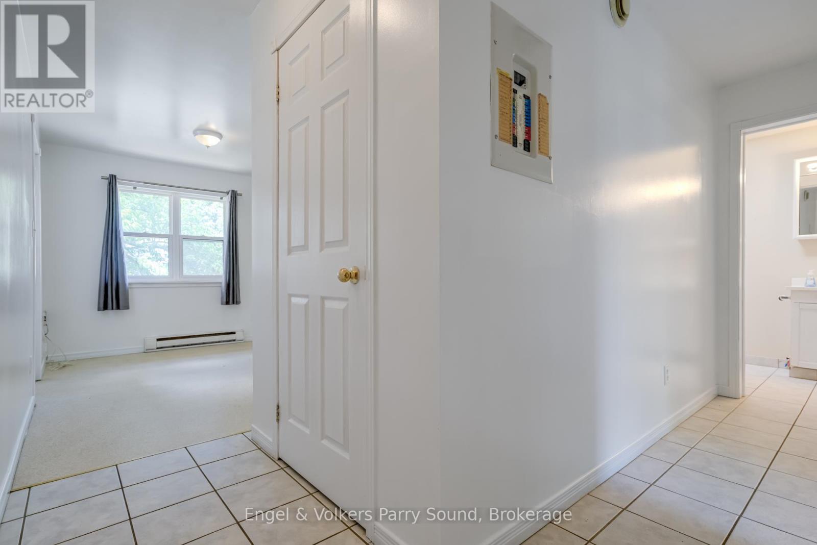 128 Isabella Street, Parry Sound, Ontario P2A 1N1 - Photo 5 - X13430980