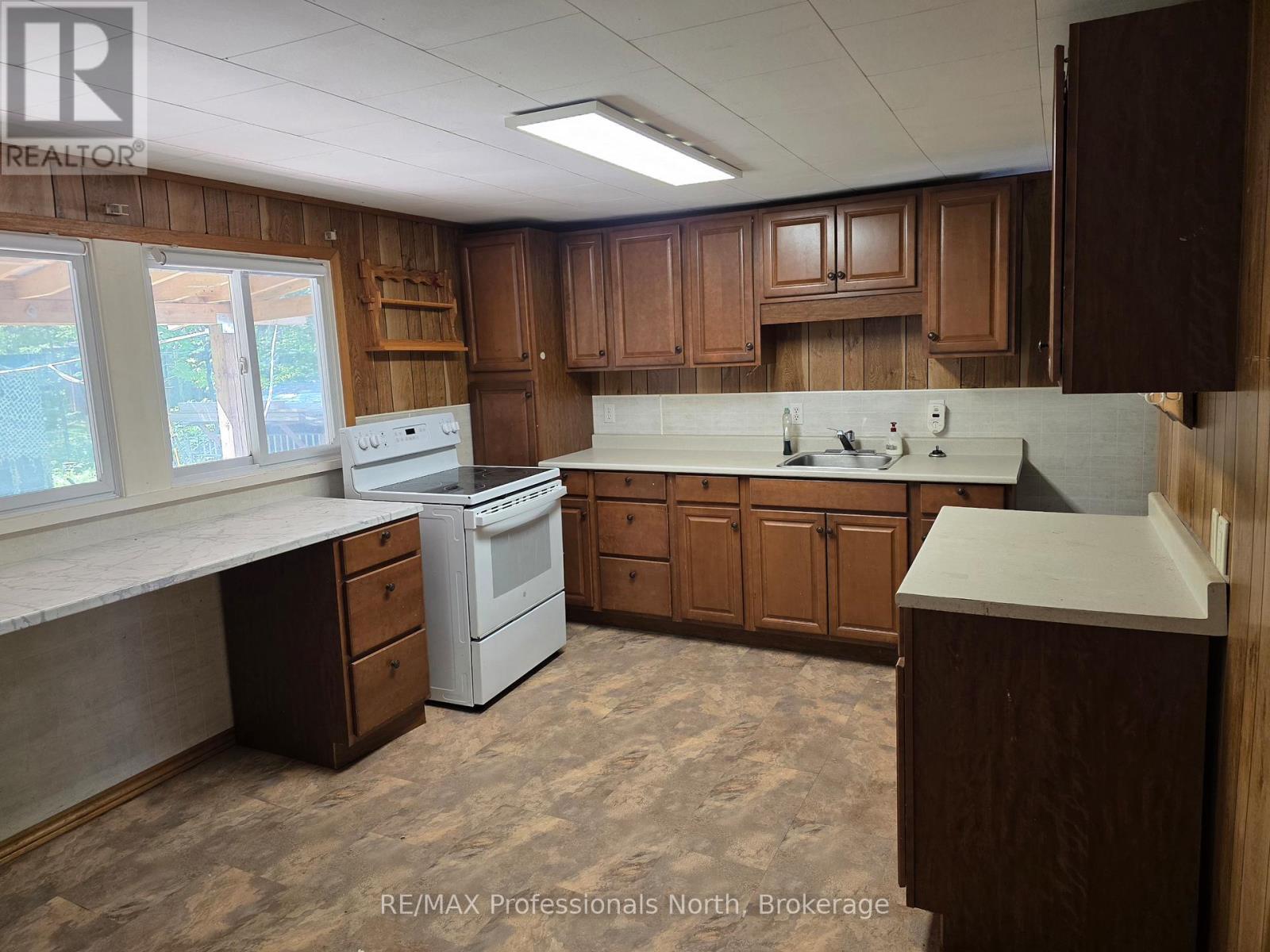 46 Robert Road W, Huntsville, Ontario  P1H 2J4 - Photo 7 - X13432146