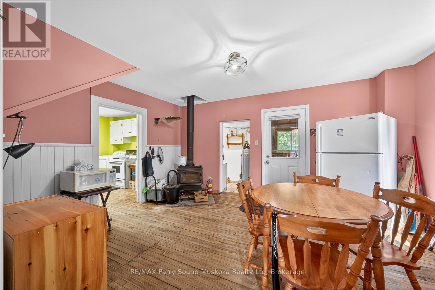 14 Victoria Street W, Seguin, Ontario  P0C 1J0 - Photo 15 - X13432992