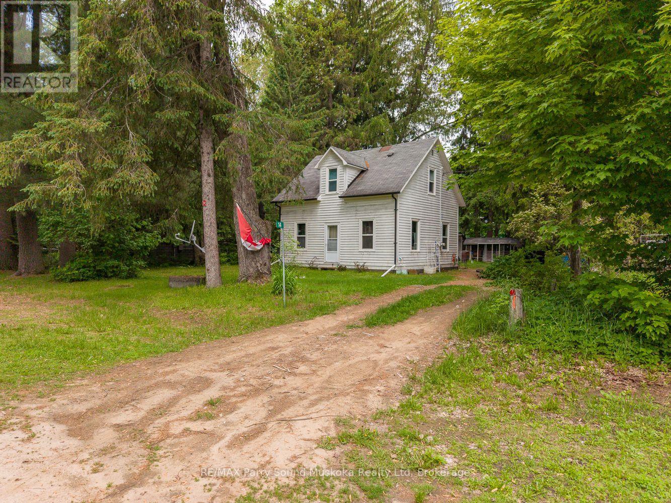 14 Victoria Street W, Seguin, Ontario  P0C 1J0 - Photo 3 - X13432992