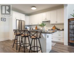 35 STOTHER CRESCENT, Bracebridge, Ontario