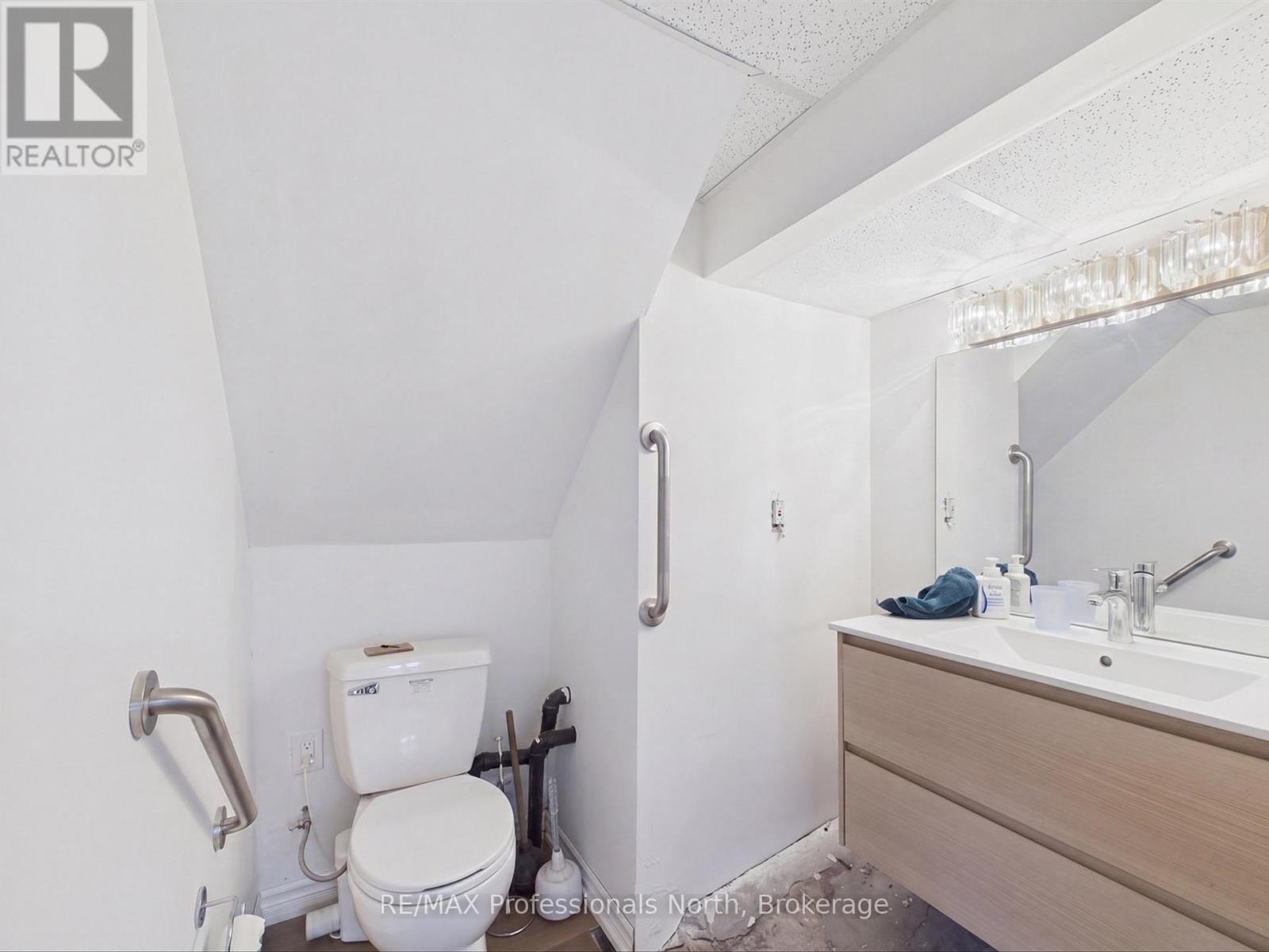30 The Granite Bluff, Bracebridge, Ontario  P1L 1L4 - Photo 18 - X13435766
