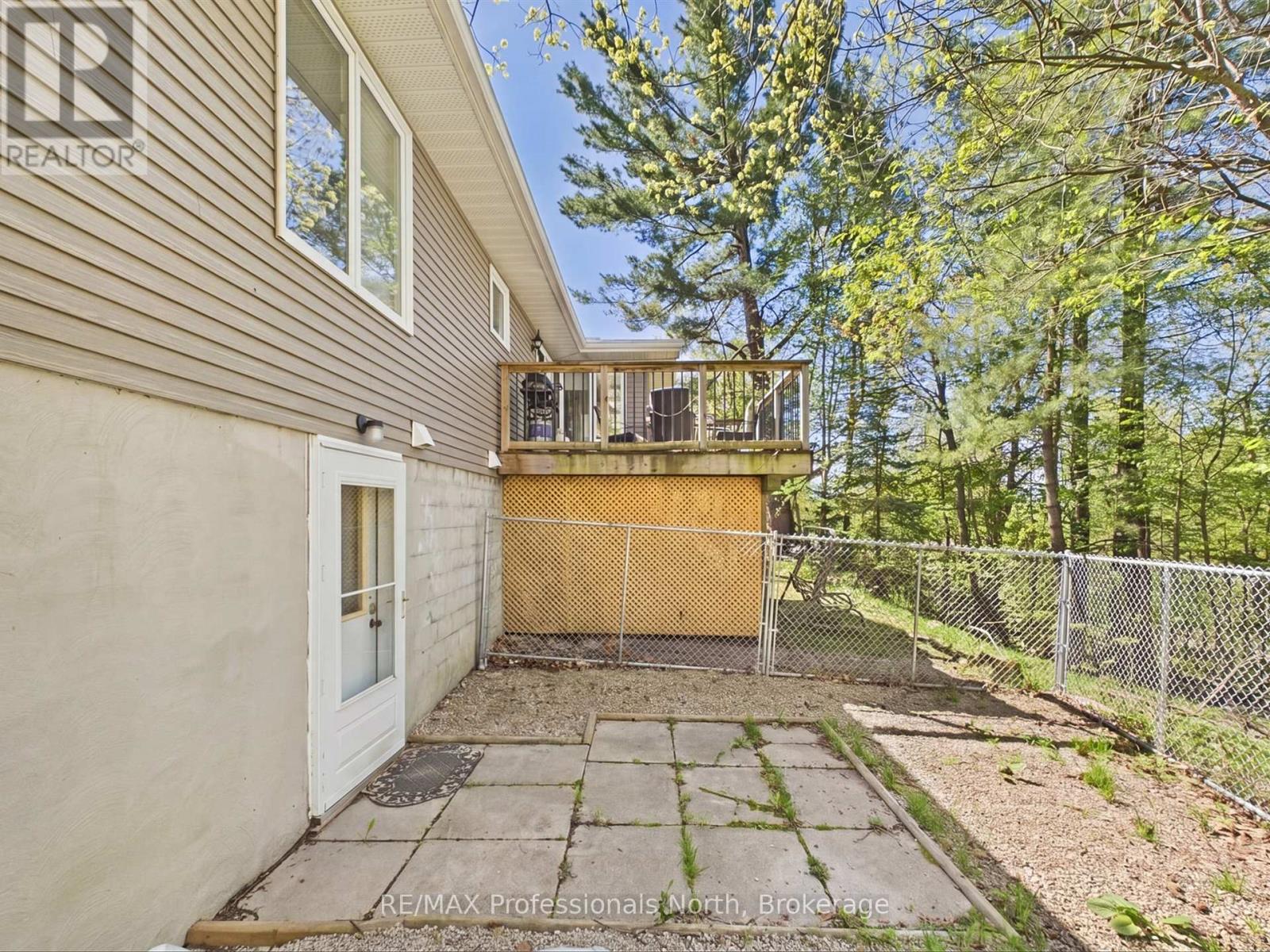 30 The Granite Bluff, Bracebridge, Ontario  P1L 1L4 - Photo 20 - X13435766