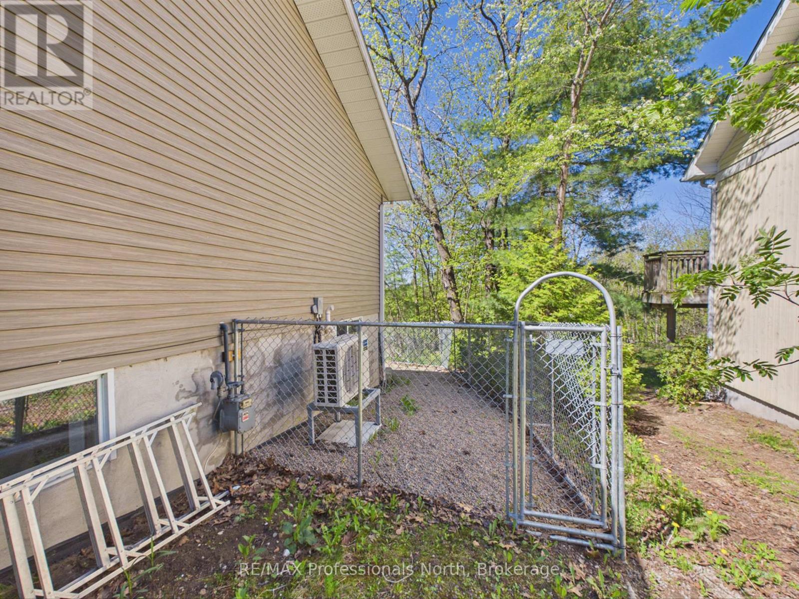 30 The Granite Bluff, Bracebridge, Ontario  P1L 1L4 - Photo 21 - X13435766