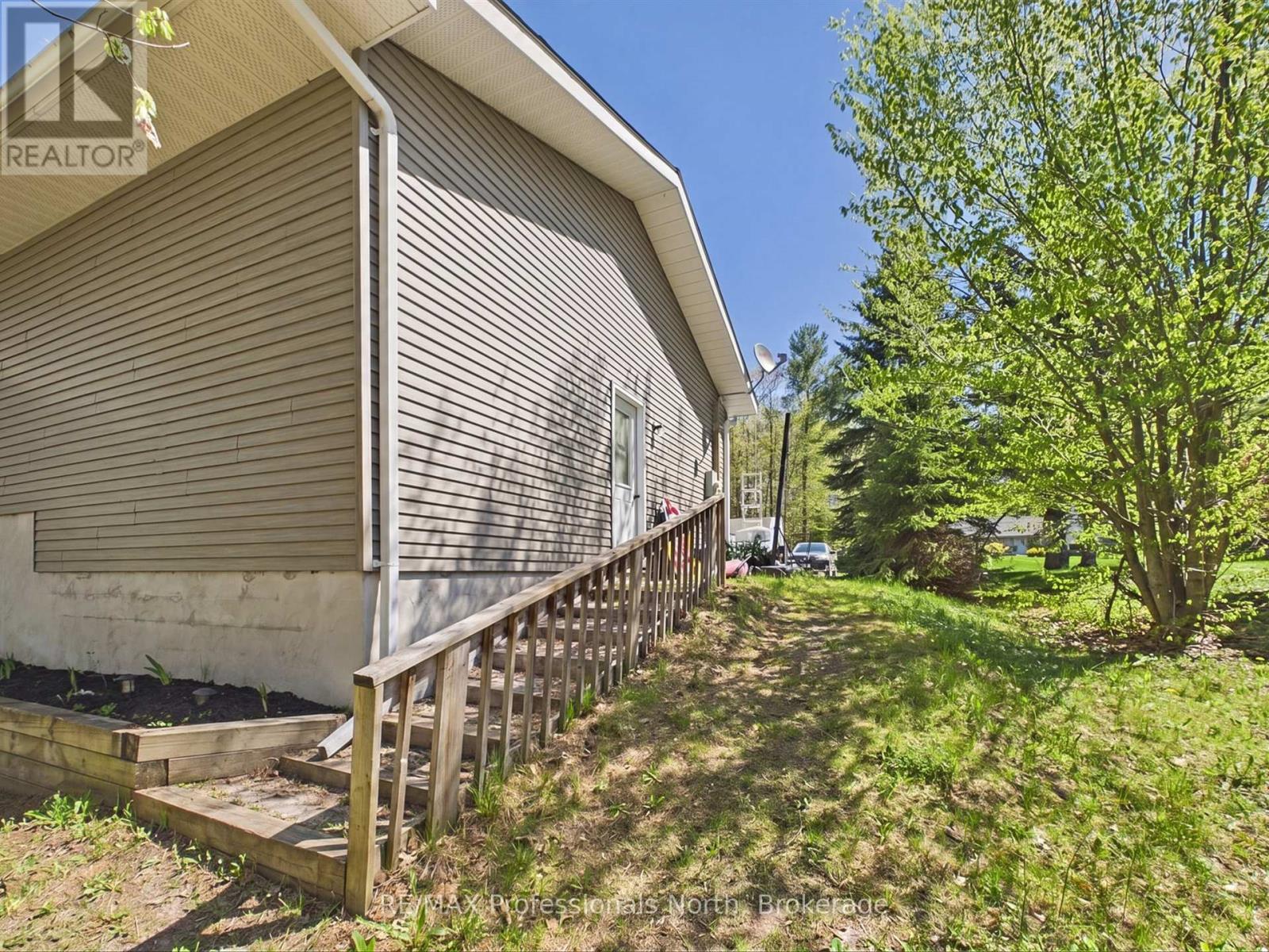30 The Granite Bluff, Bracebridge, Ontario  P1L 1L4 - Photo 22 - X13435766
