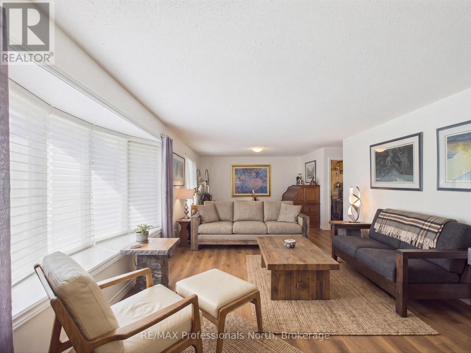 30 The Granite Bluff, Bracebridge, Ontario  P1L 1L4 - Photo 4 - X13435766
