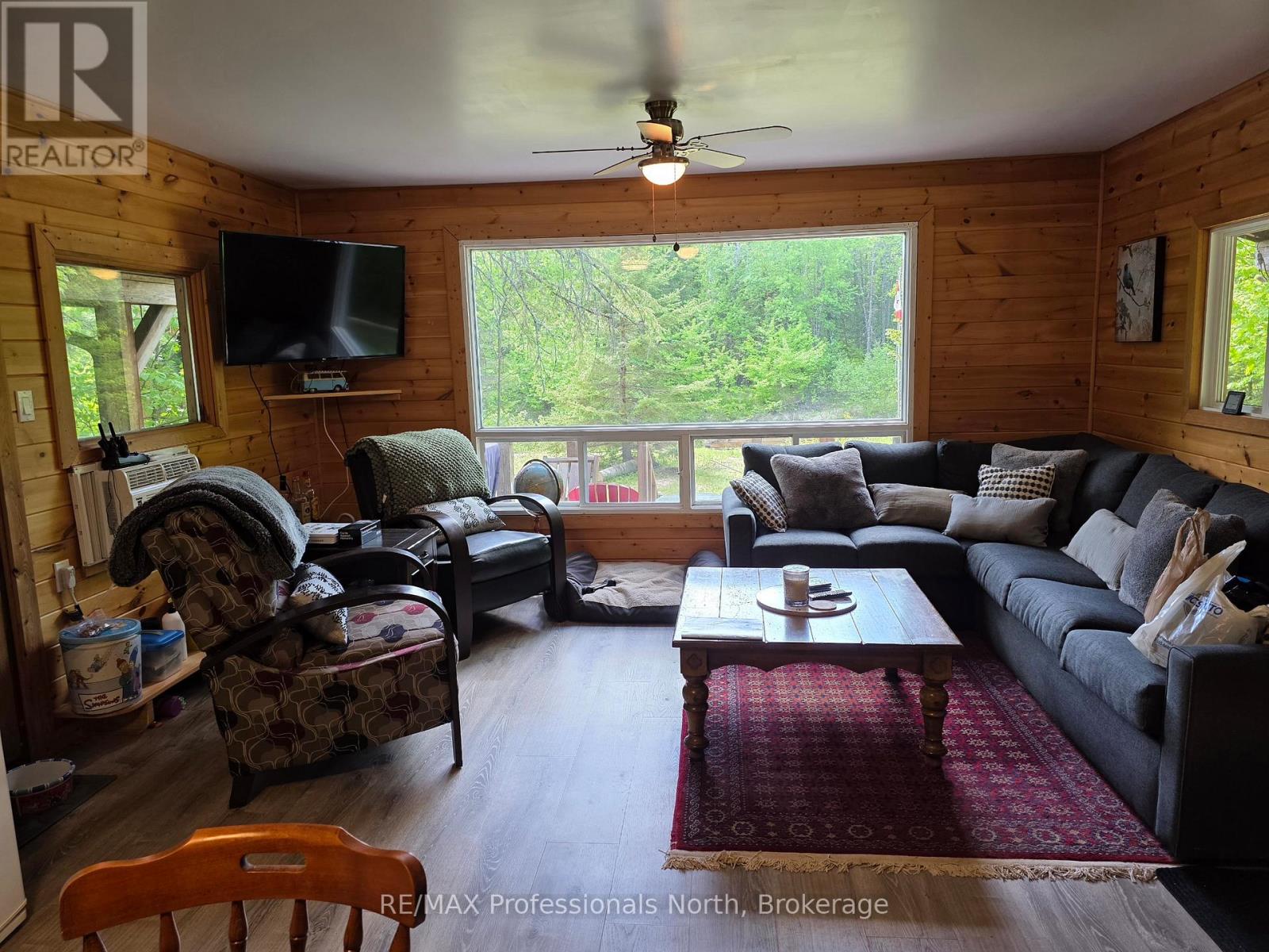 38 Robert Road W, Huntsville, Ontario  P1H 2J4 - Photo 7 - X13435978