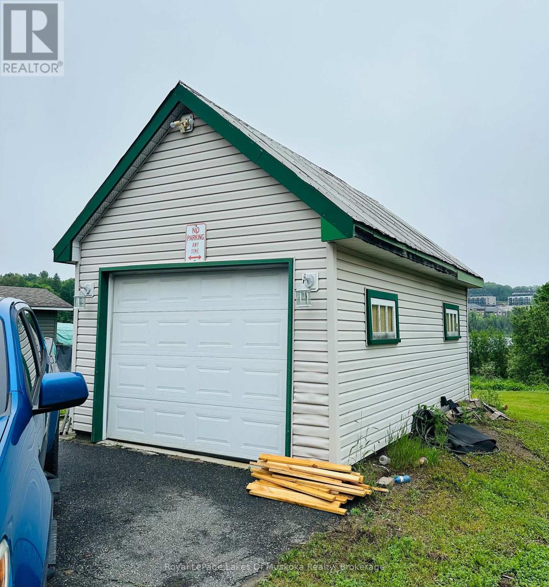 104 Brunel Road, Huntsville, Ontario  P1H 1R1 - Photo 4 - X13436140