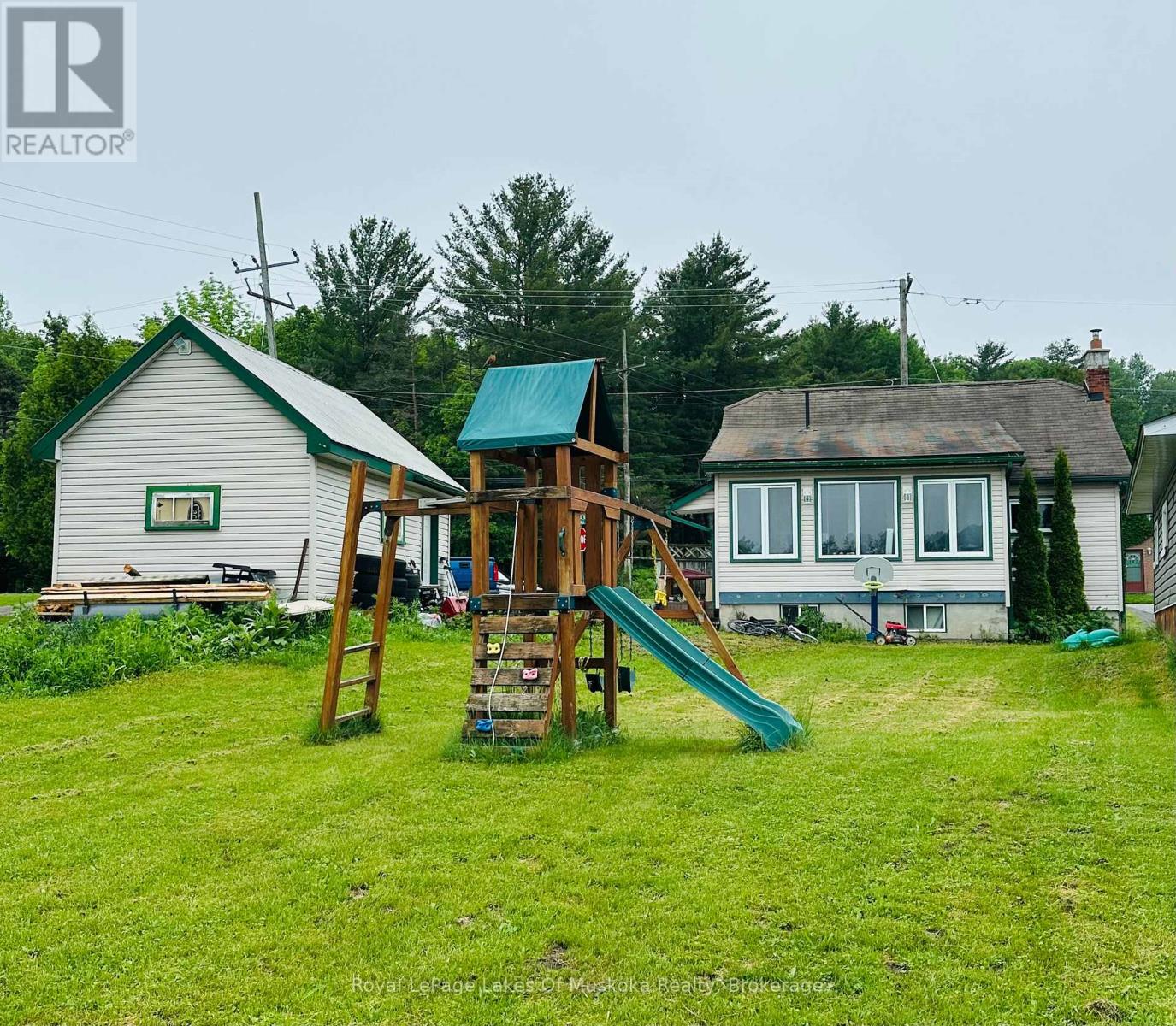 104 Brunel Road, Huntsville, Ontario  P1H 1R1 - Photo 7 - X13436140