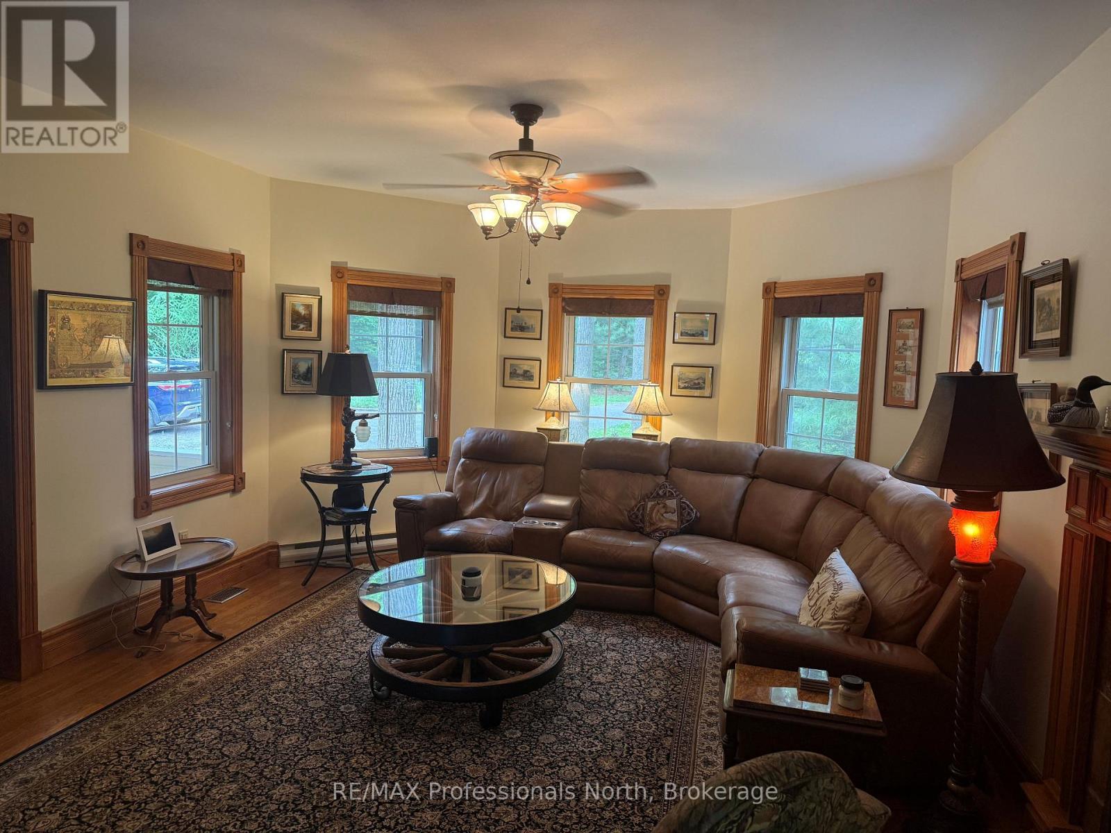 22 Knowles Crescent E, Seguin, Ontario P0C 1J0 - Photo 11 - X13439748