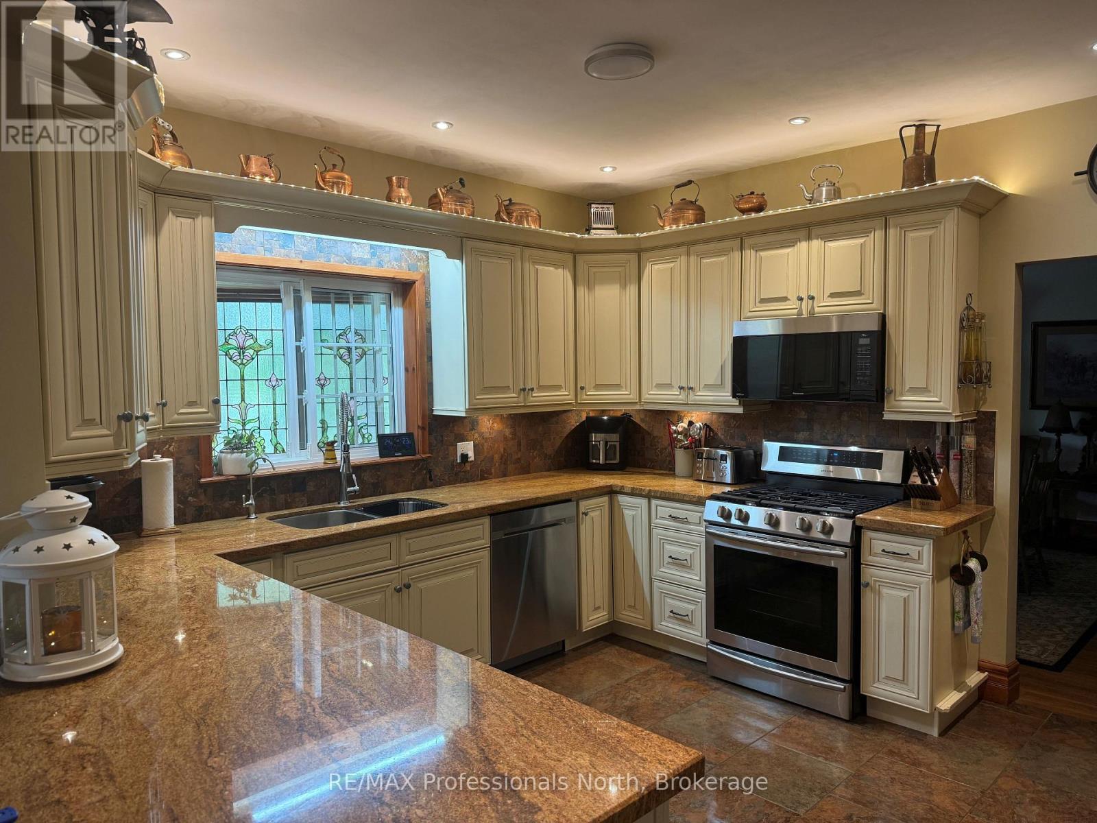 22 Knowles Crescent E, Seguin, Ontario P0C 1J0 - Photo 14 - X13439748