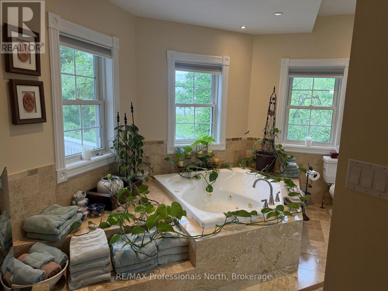 22 Knowles Crescent E, Seguin, Ontario P0C 1J0 - Photo 25 - X13439748