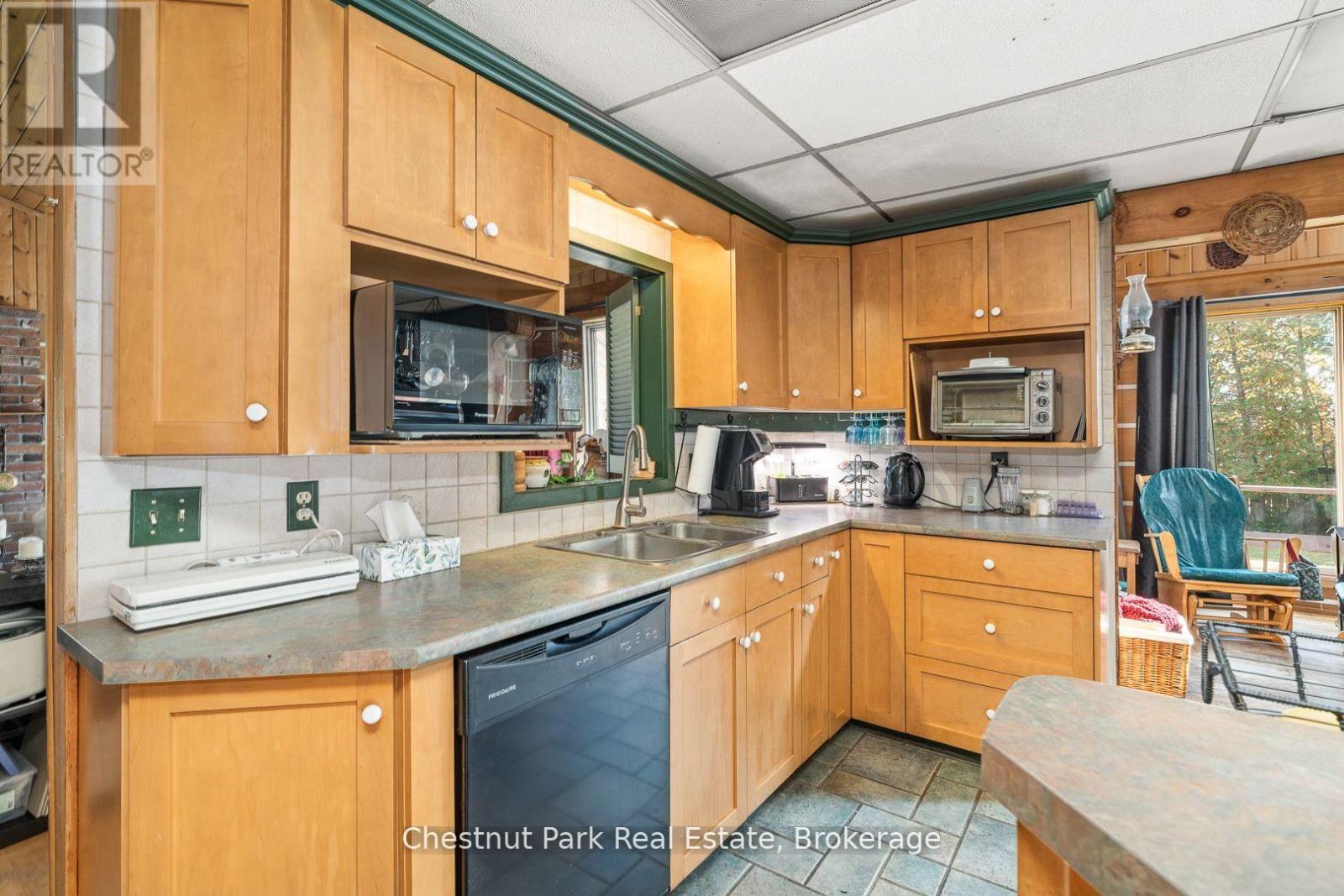 170 Long Point Road, Huntsville, Ontario P0B 1M0 - Photo 16 - X13440854