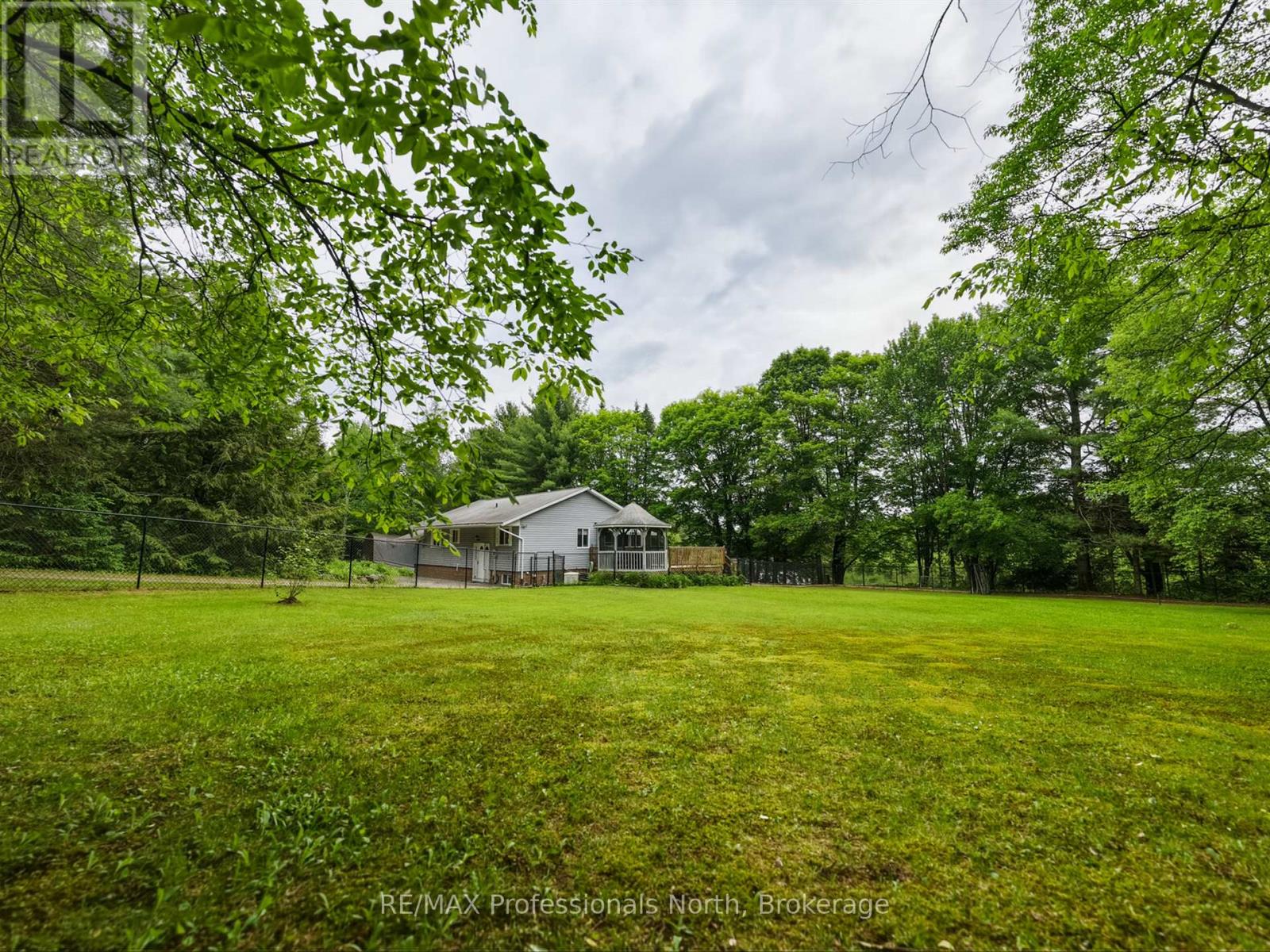 1020 Colony Road, Bracebridge, Ontario  P1L 1X3 - Photo 37 - X13441236